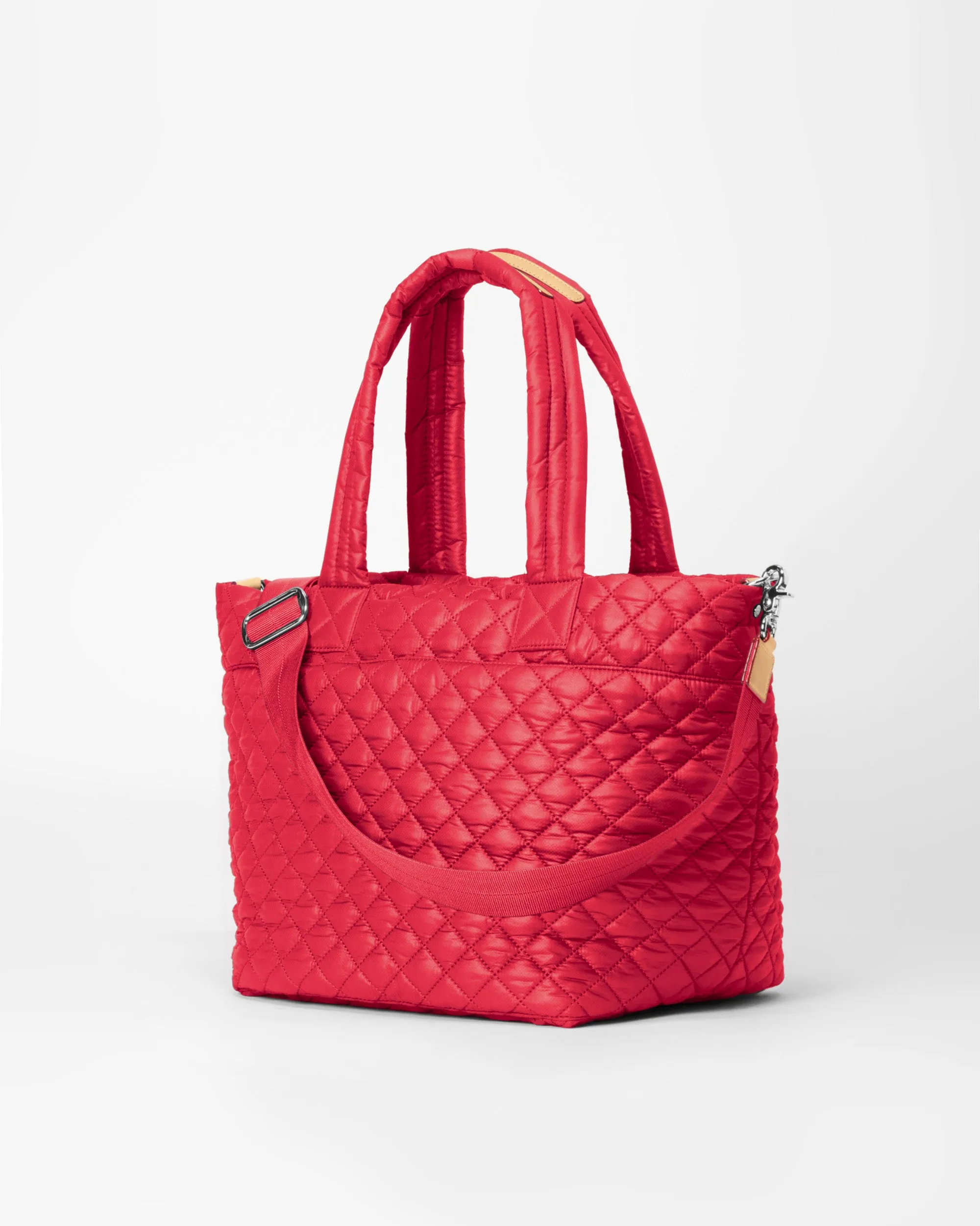 Apple Medium Metro Tote Deluxe