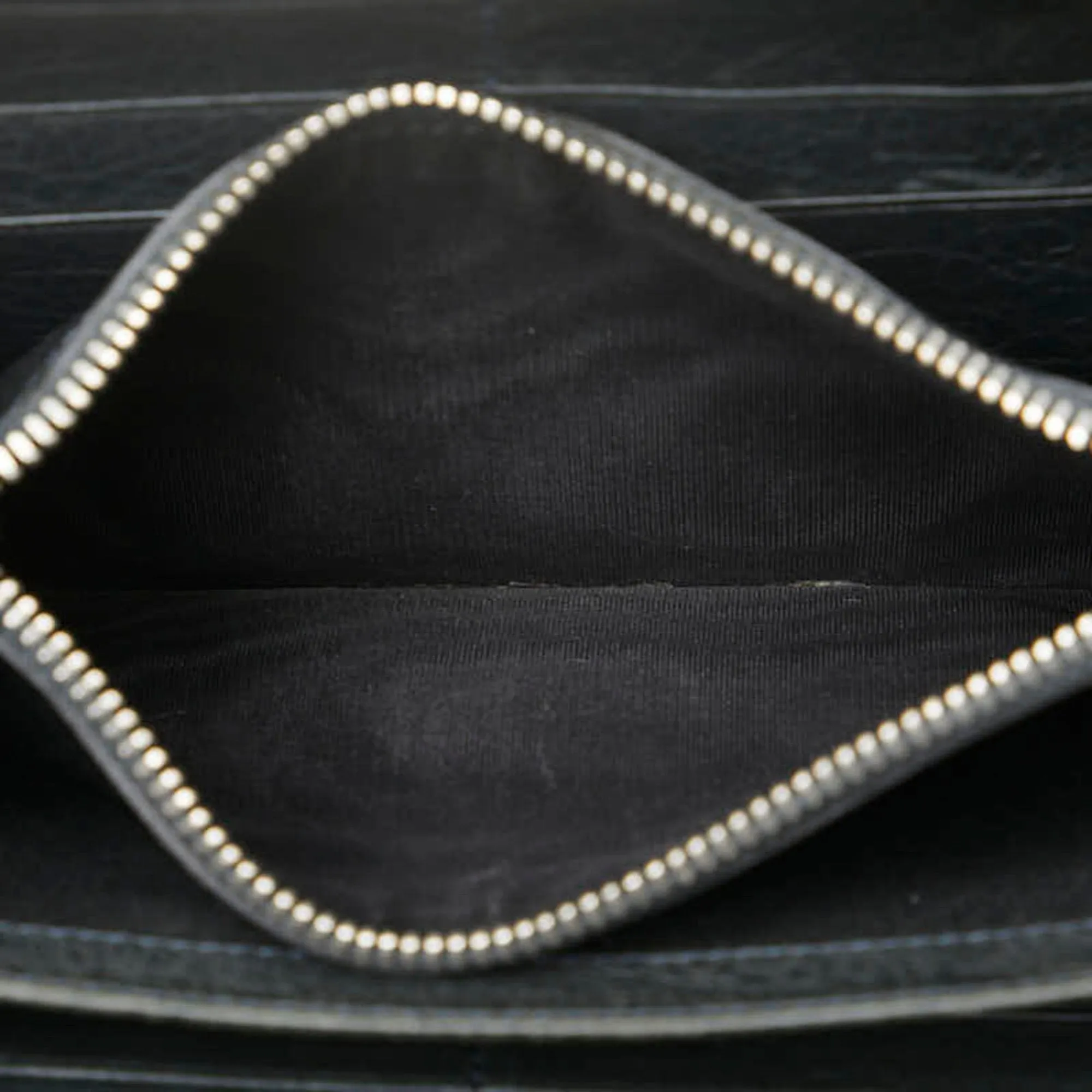 Balenciaga Leather Long Wallet (Bi-Fold) (Pre-Owned)