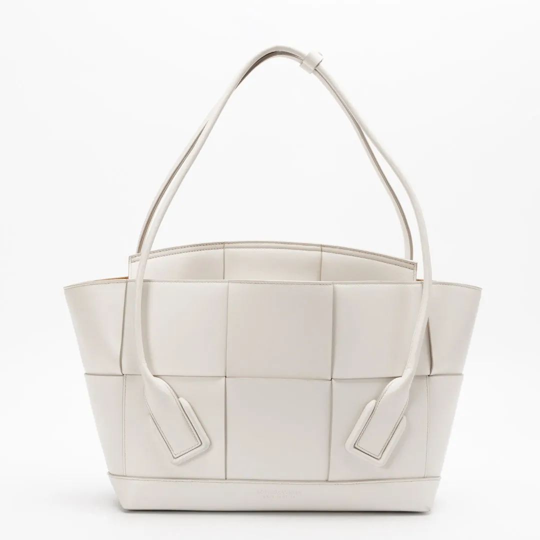 Bottega Veneta Off-white Intrecciato Leather Acro Tote