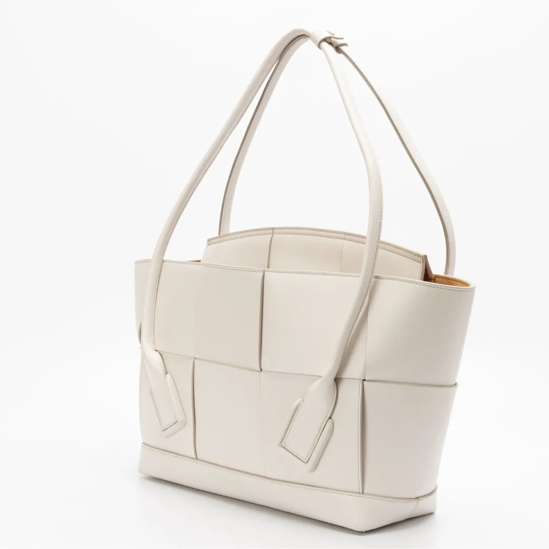 Bottega Veneta Off-white Intrecciato Leather Acro Tote