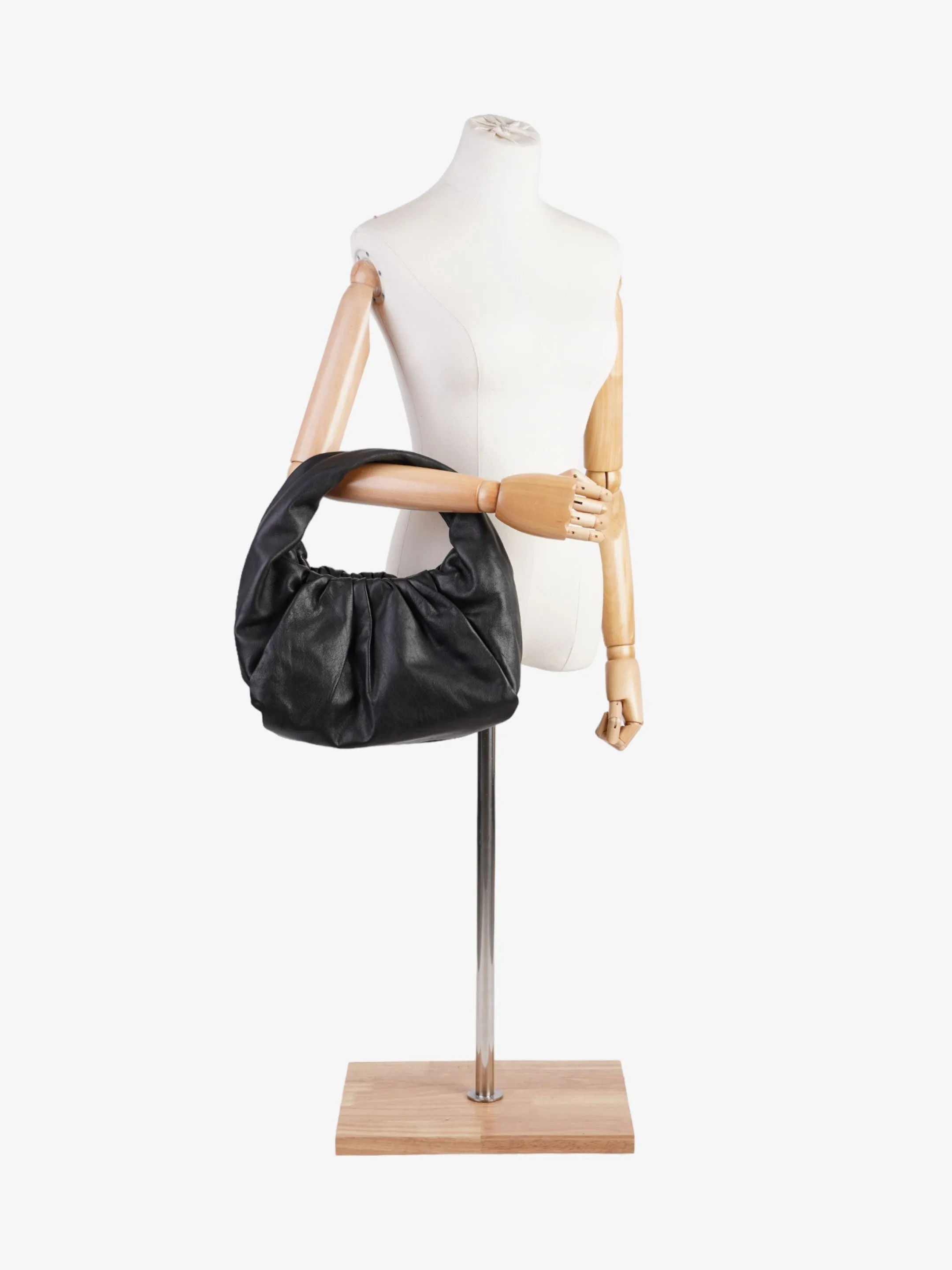 Bottega Veneta Shoulder Pouch Black Leather Medium