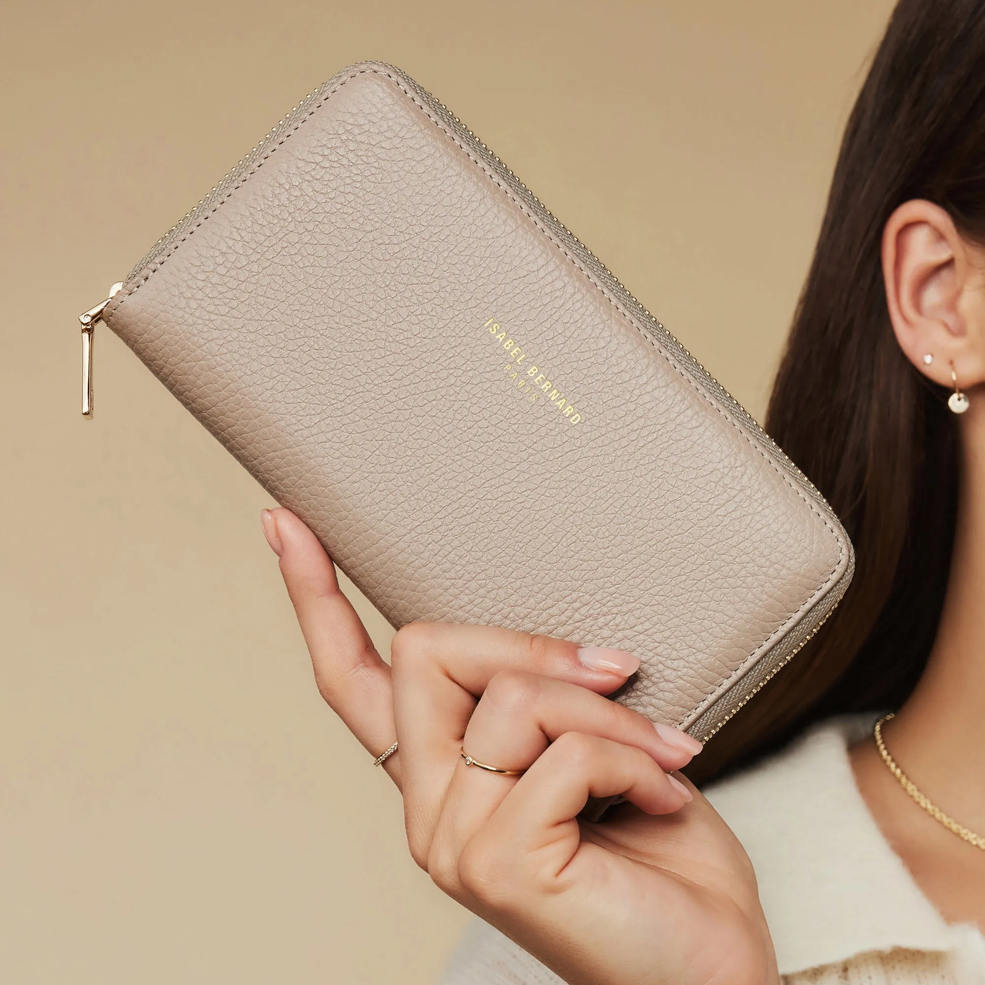 Cadeau d'Isabel taupe calfskin leather handbag and wallet set
