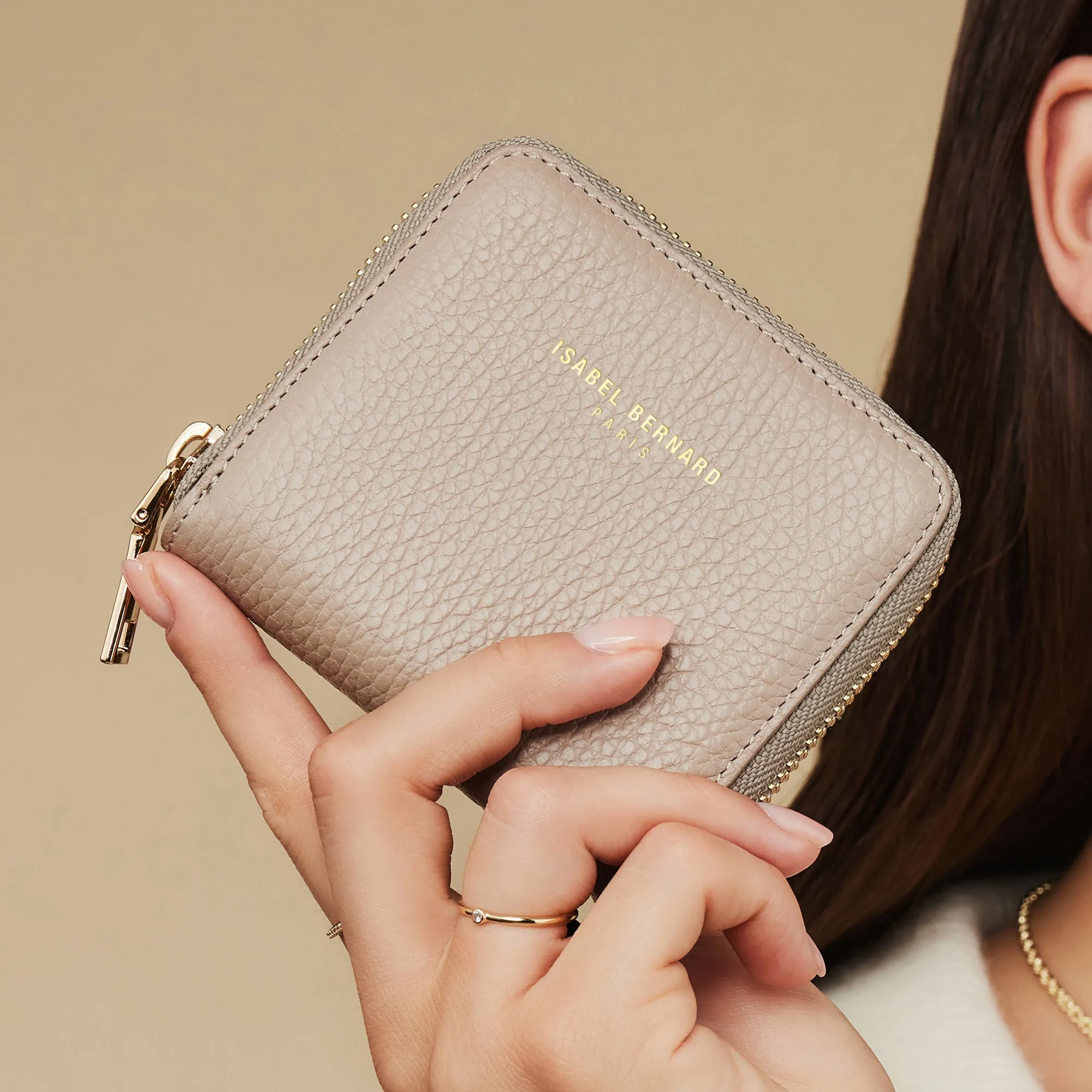 Cadeau d'Isabel taupe calfskin leather handbag and wallet set