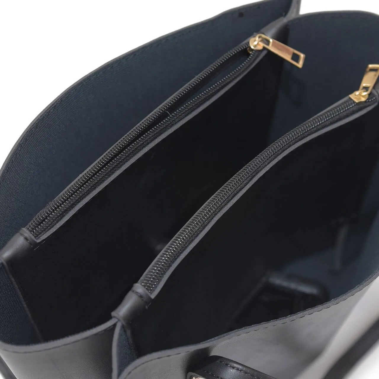 CANVA BLACK