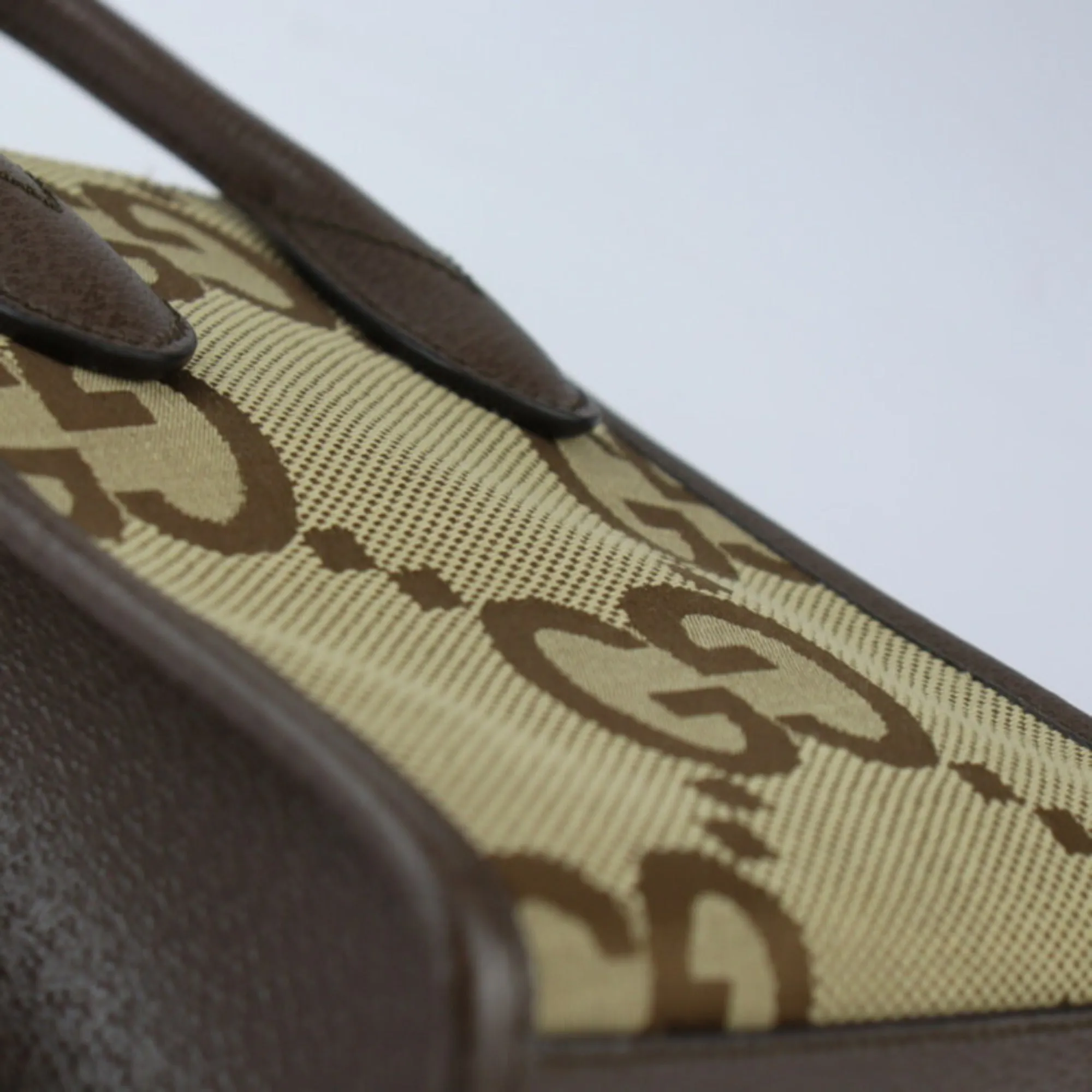 Canvas GG Jumbo Shoulder Bag