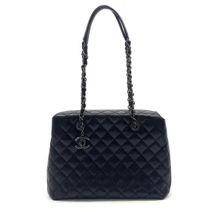 Chanel Caviar Chain Shoulder Bag A93924 (10041783)