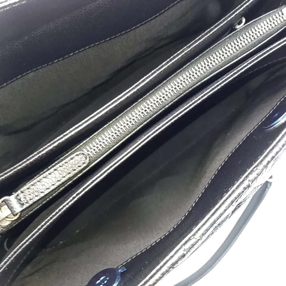 Chanel Caviar Chain Shoulder Bag A93924 (10041783)