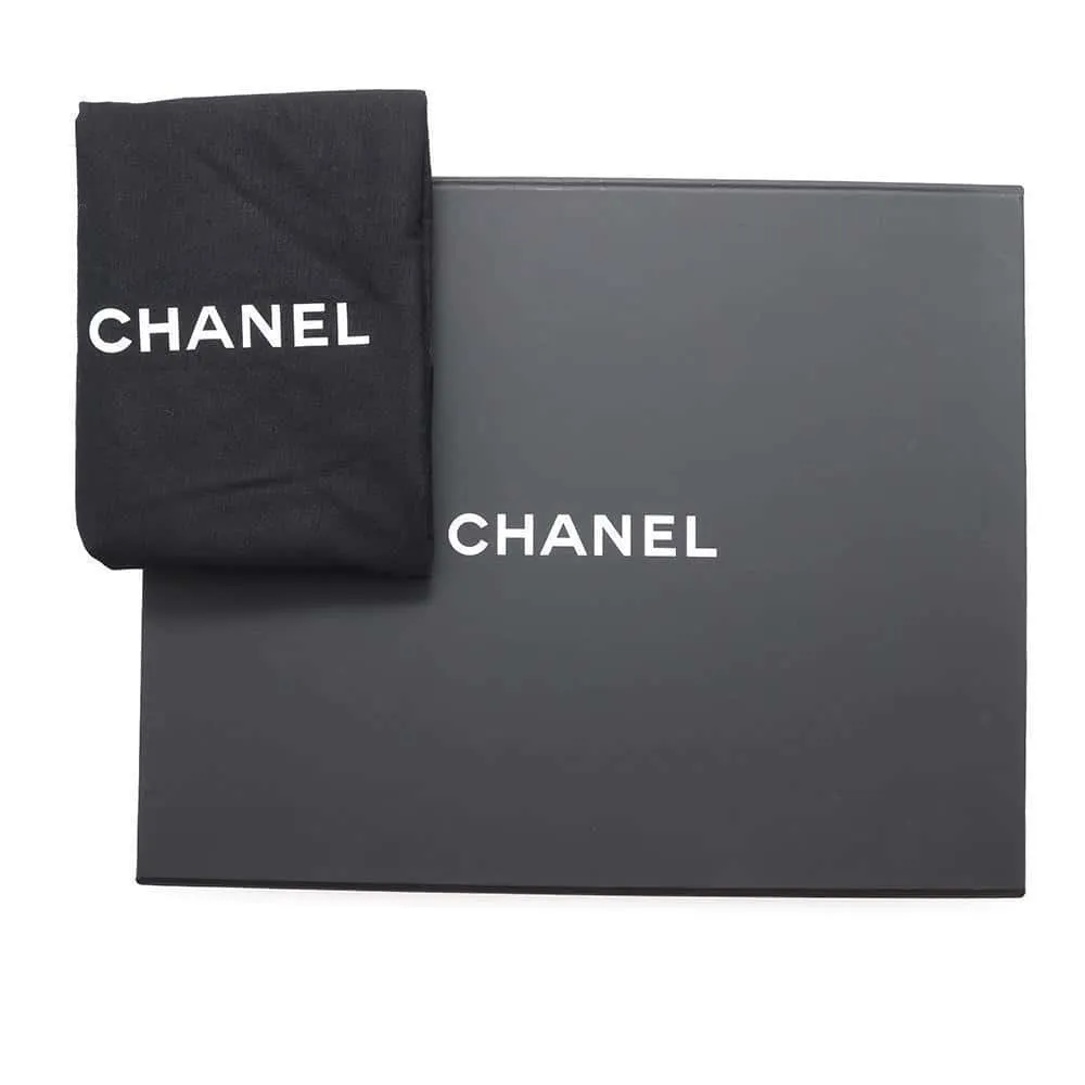 CHANEL CHANEL19 ChainShoulder Bag SilverAS1160 Calf Leather