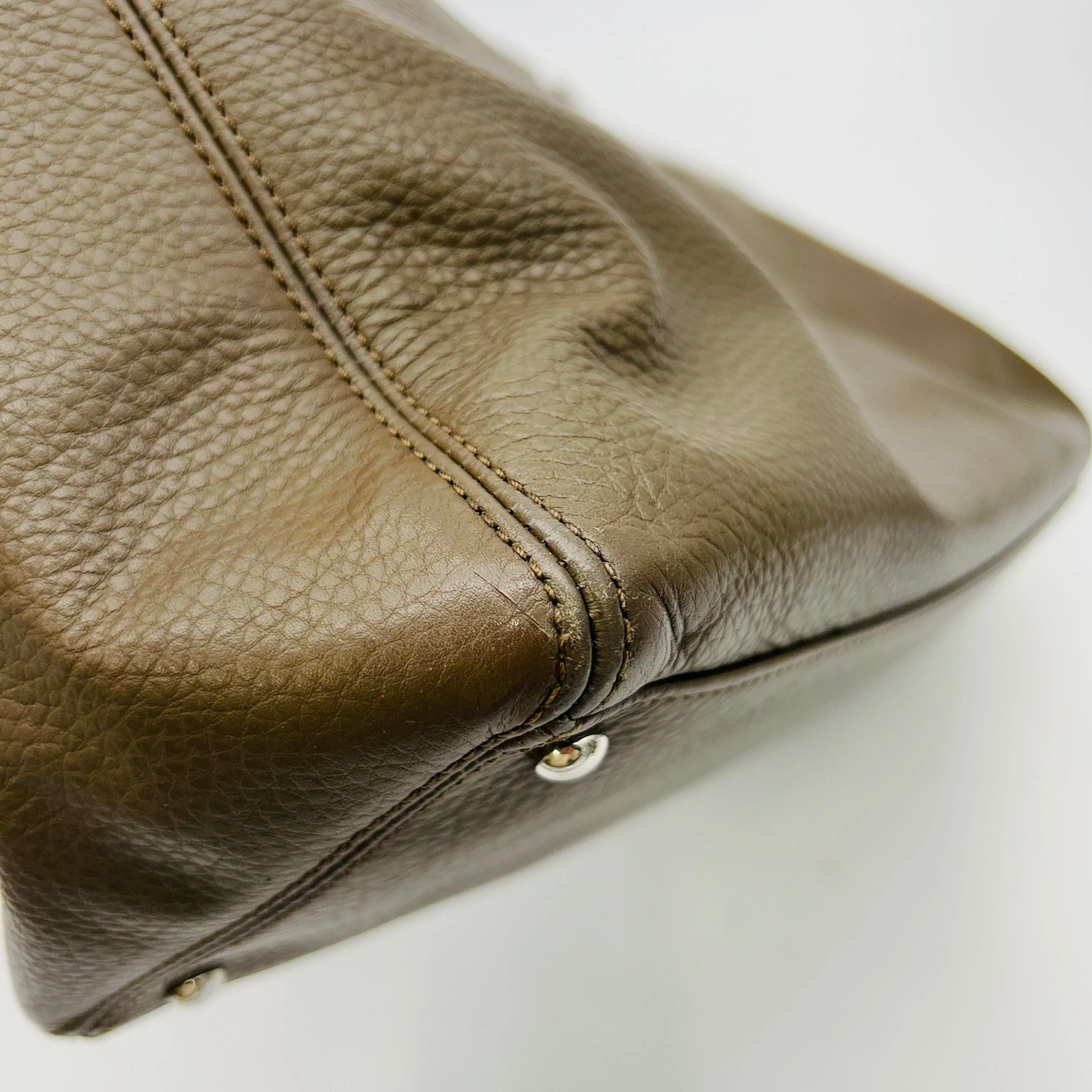 Chanel Medium Executive Cerf Tote - Brown Totes, Handbags  LA24756