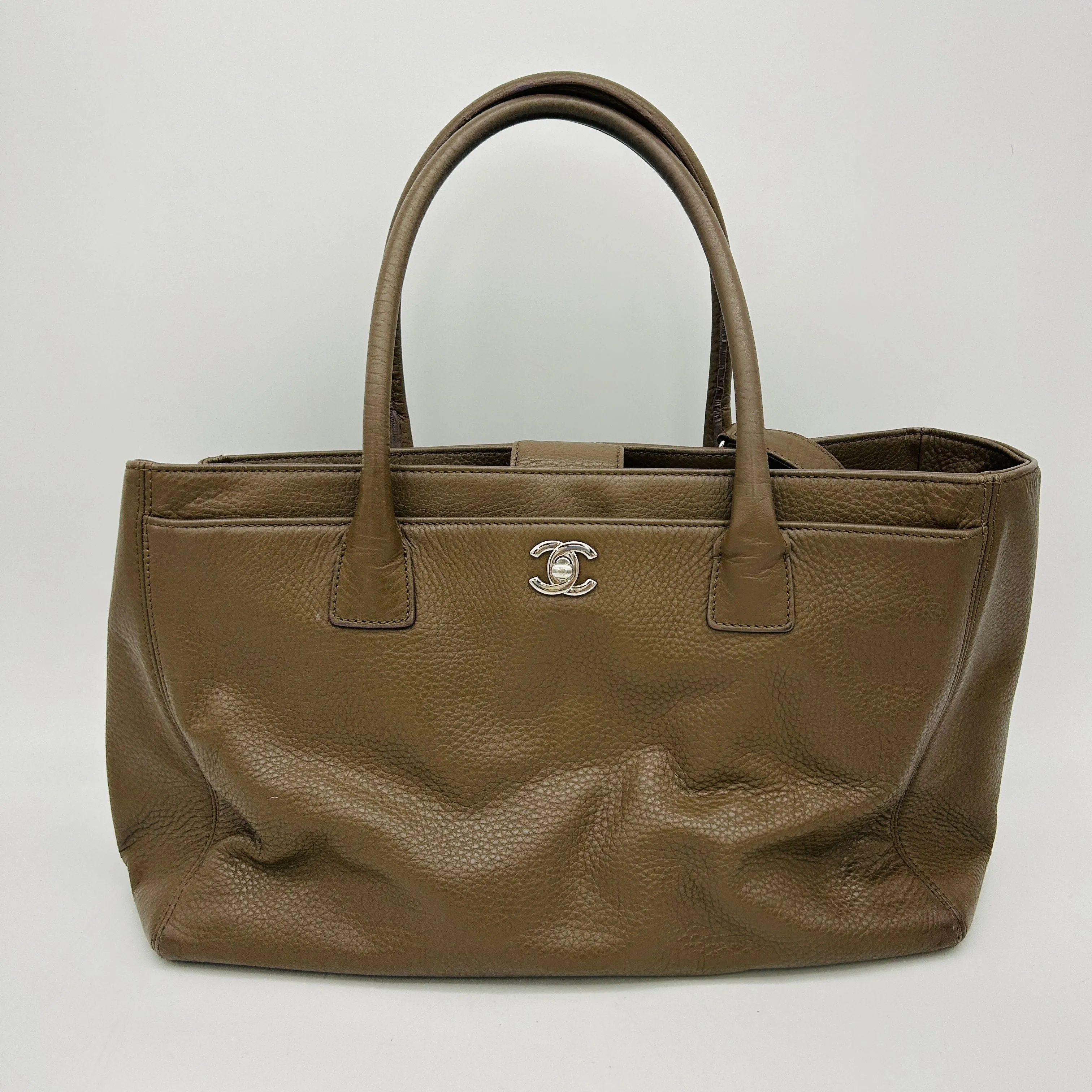 Chanel Medium Executive Cerf Tote - Brown Totes, Handbags  LA24756