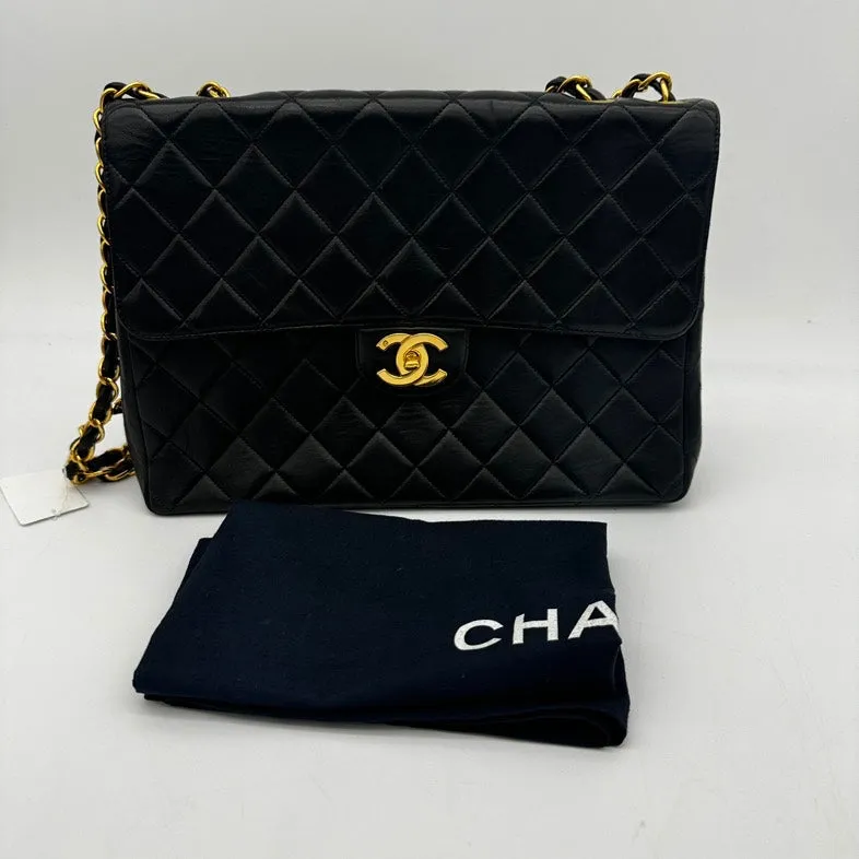 Chanel Quilted Black Leather Shoulder Bag Medium