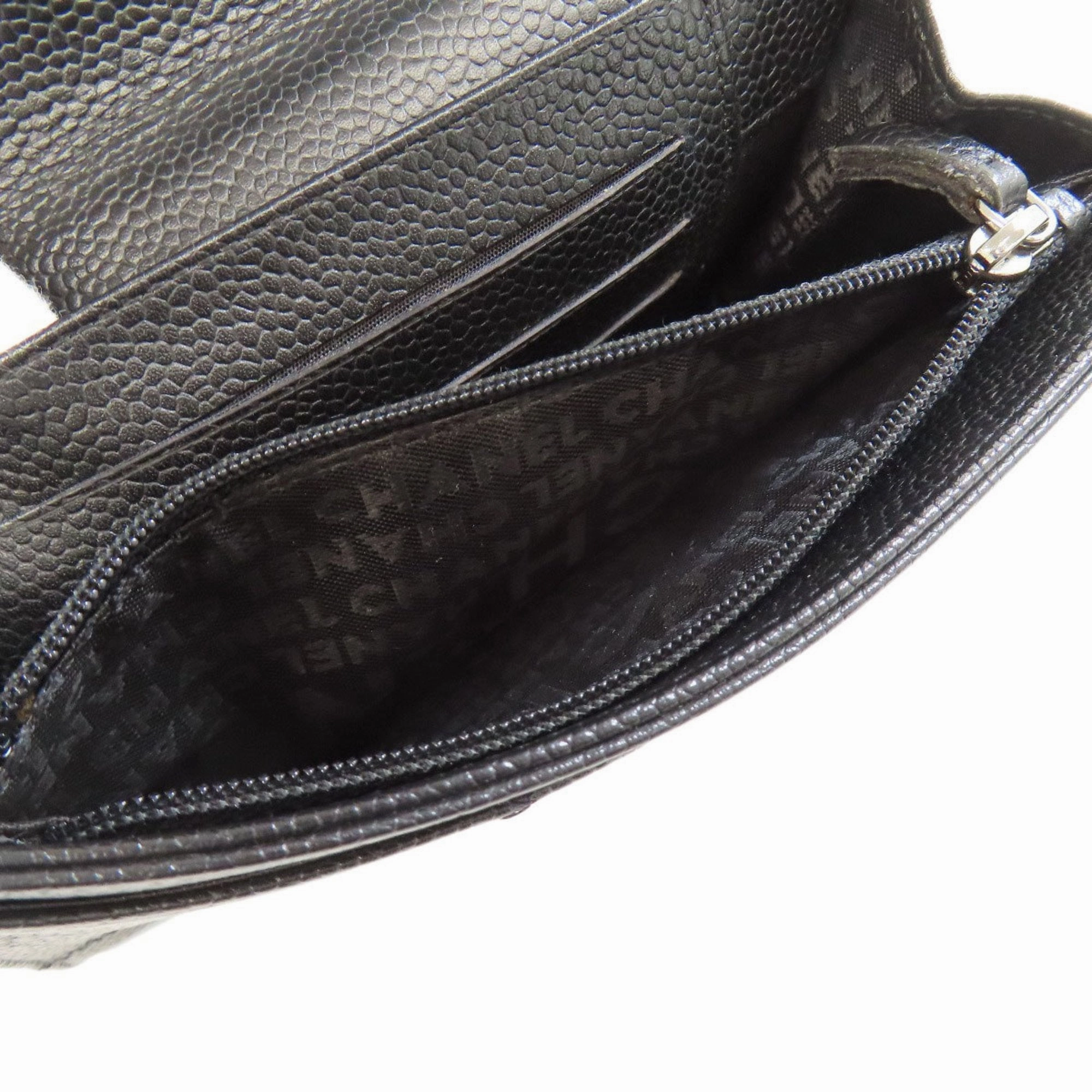 Chanel Chocolate Bar Leather Wallet (Bi-Fold) (Pre-Owned)