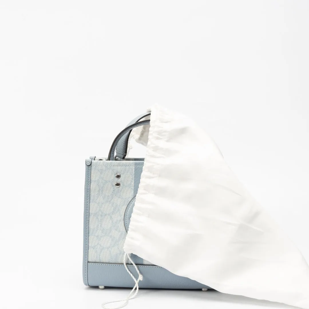 Coach Dempsey 22 in Signature Jacquard Tote
