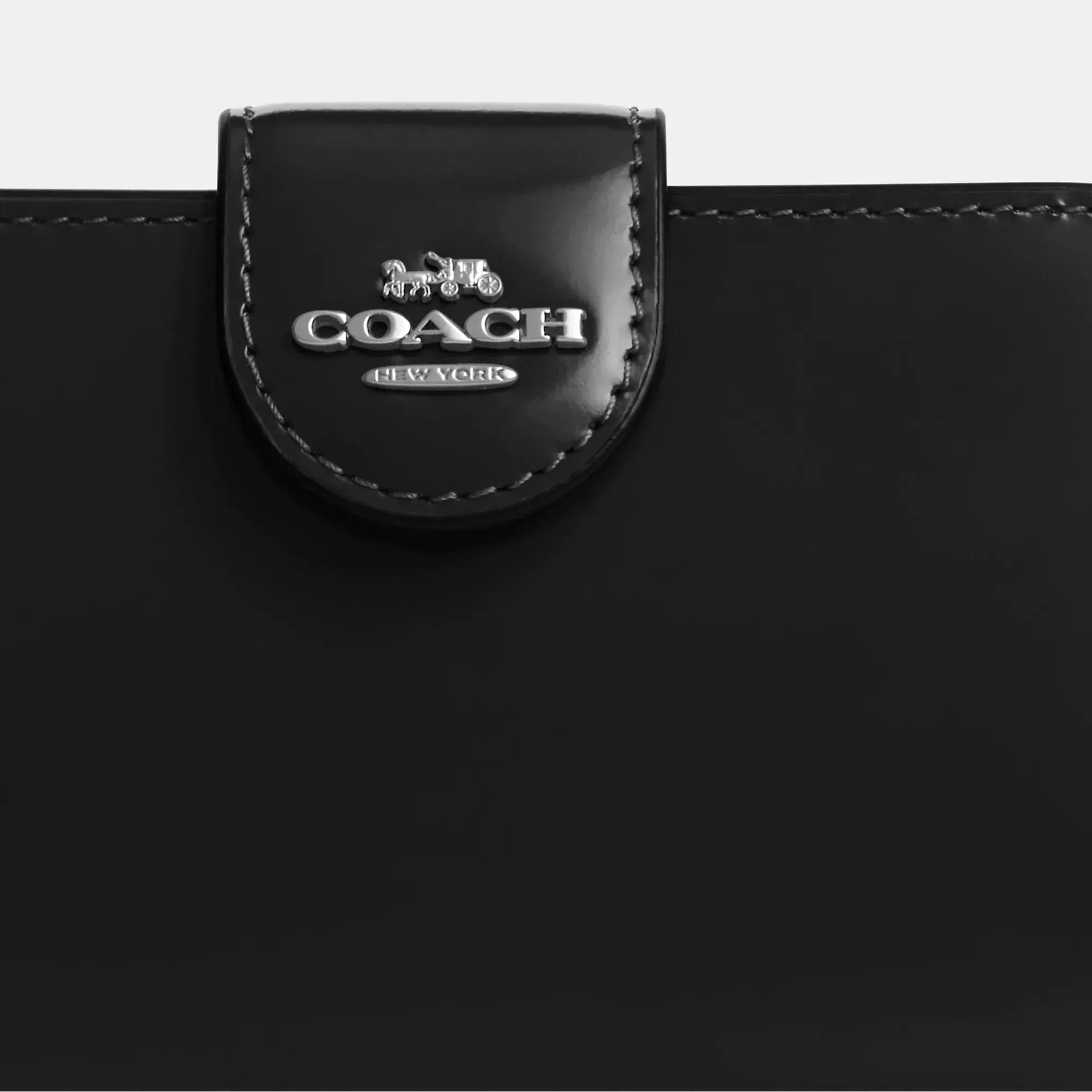 Coach Outlet Medium Corner Zip Wallet