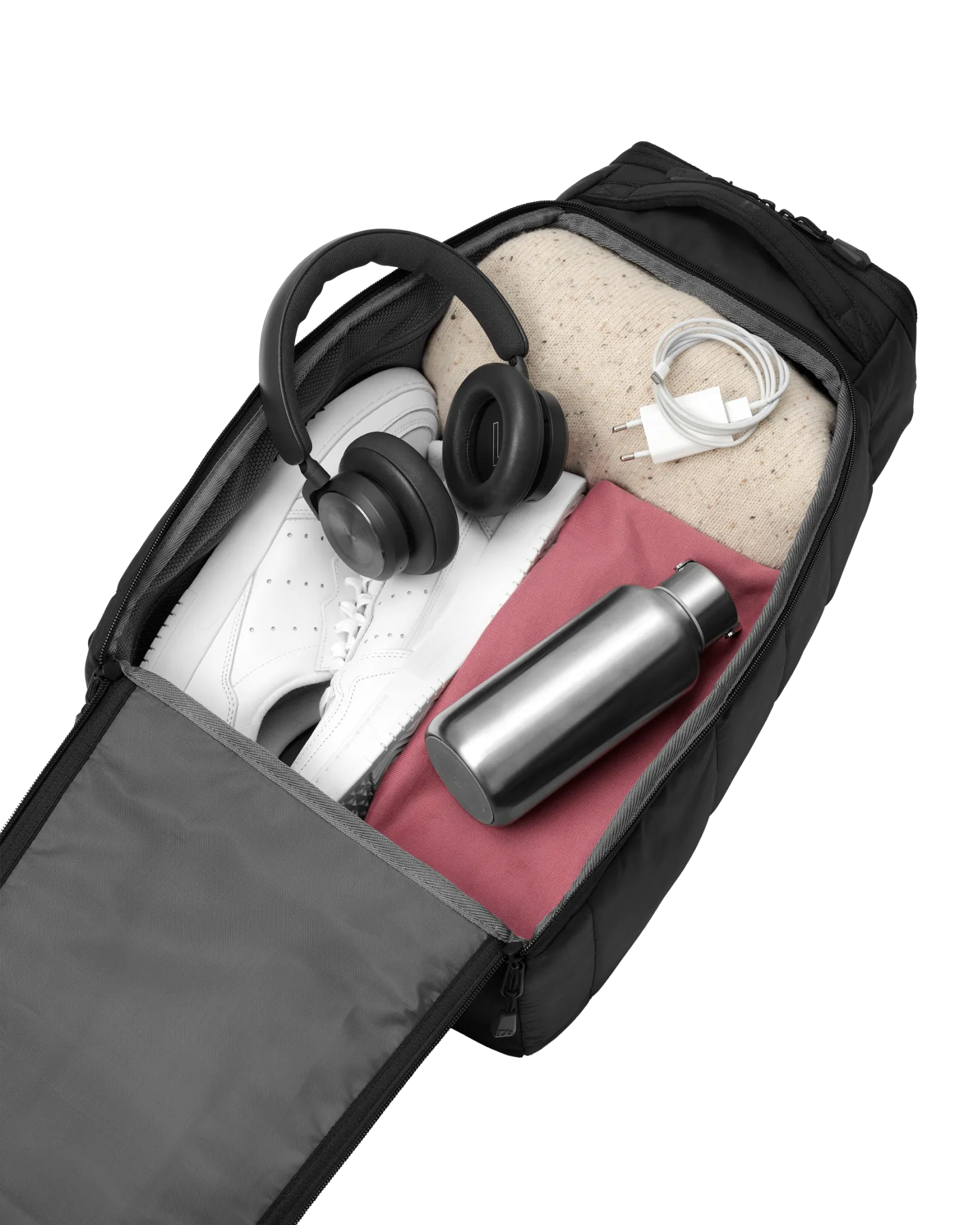 D_b_  Hugger 1st Generation Backpack 25L