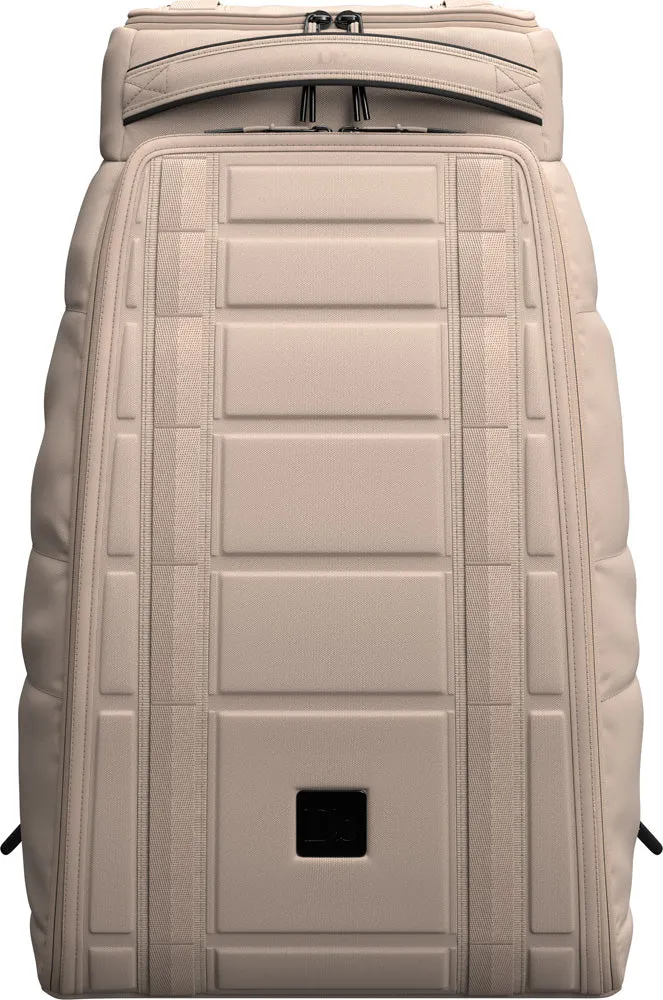 D_b_ Hugger Backpack 30L