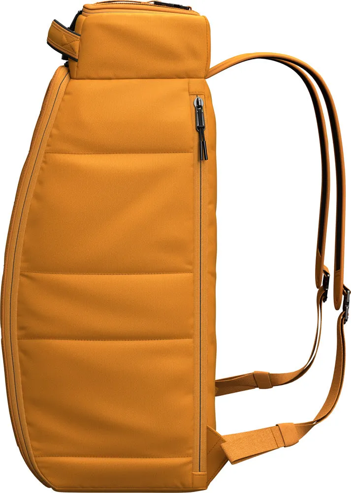 D_b_ Hugger Backpack 30L