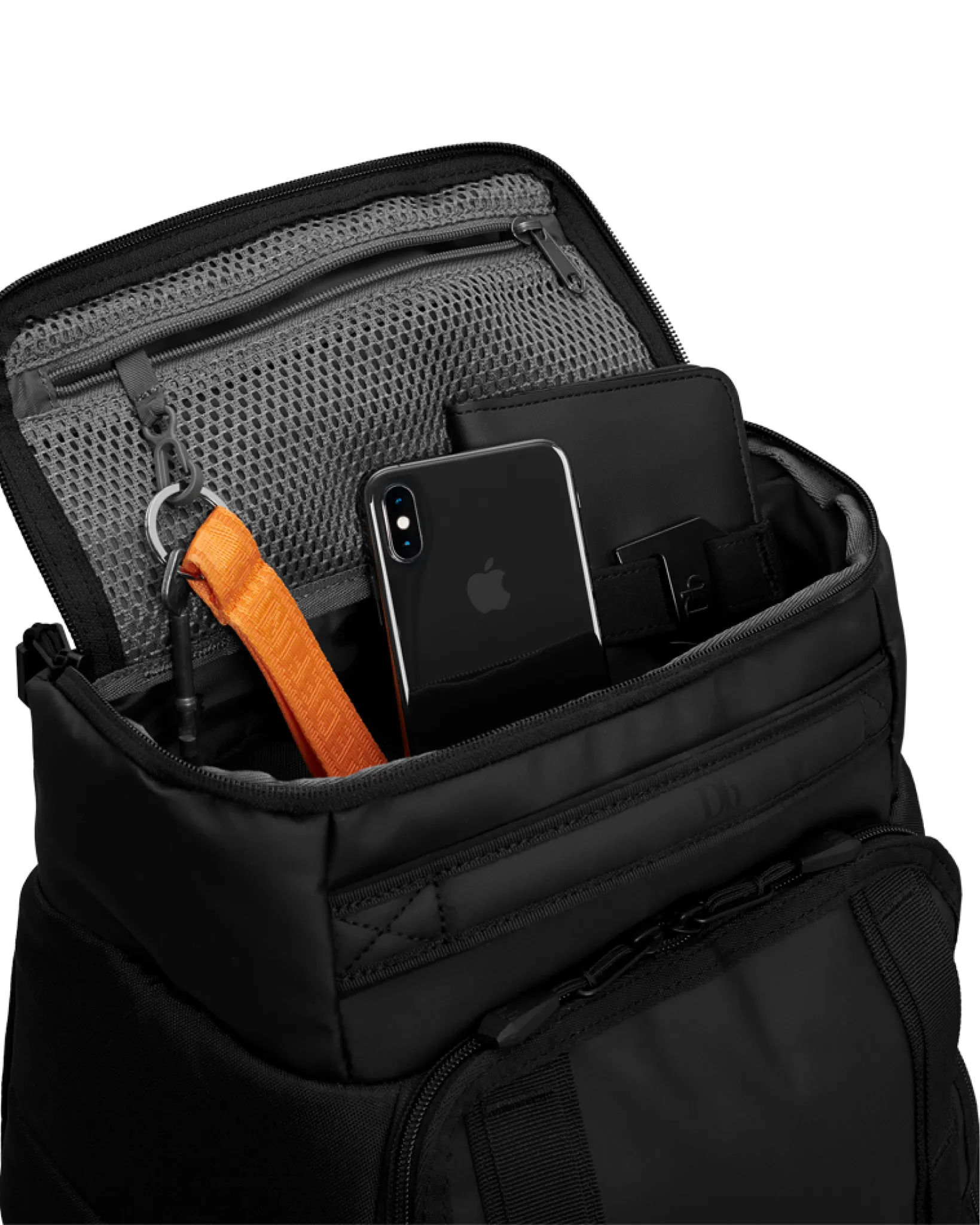 D_b_ Hugger Backpack 30L