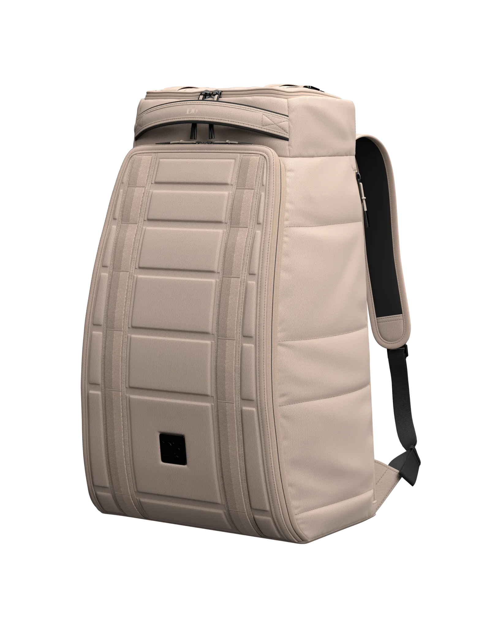 D_b_ Hugger Backpack 30L