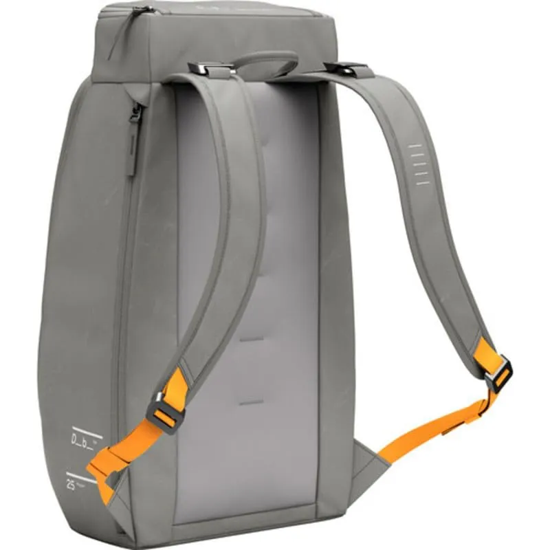 D_b_ Hugger Backpack 30L