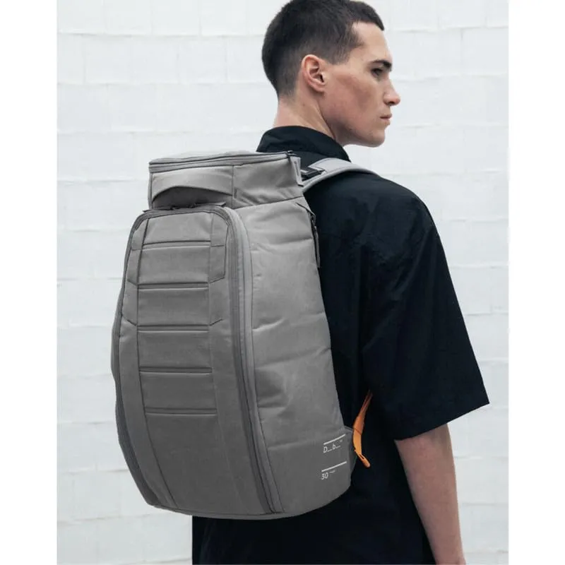 D_b_ Hugger Backpack 30L