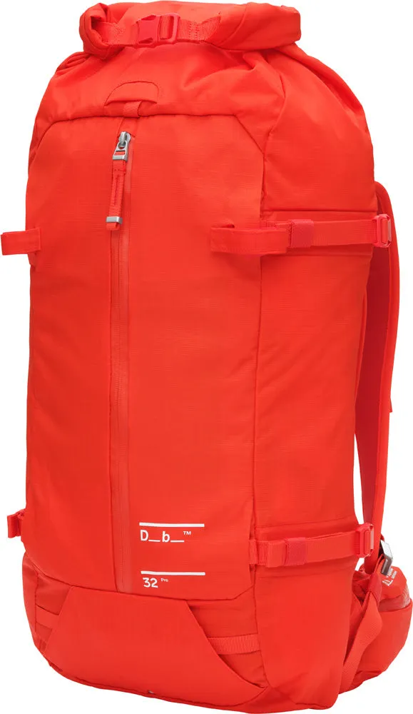 D_b_ Snow Pro Backpack