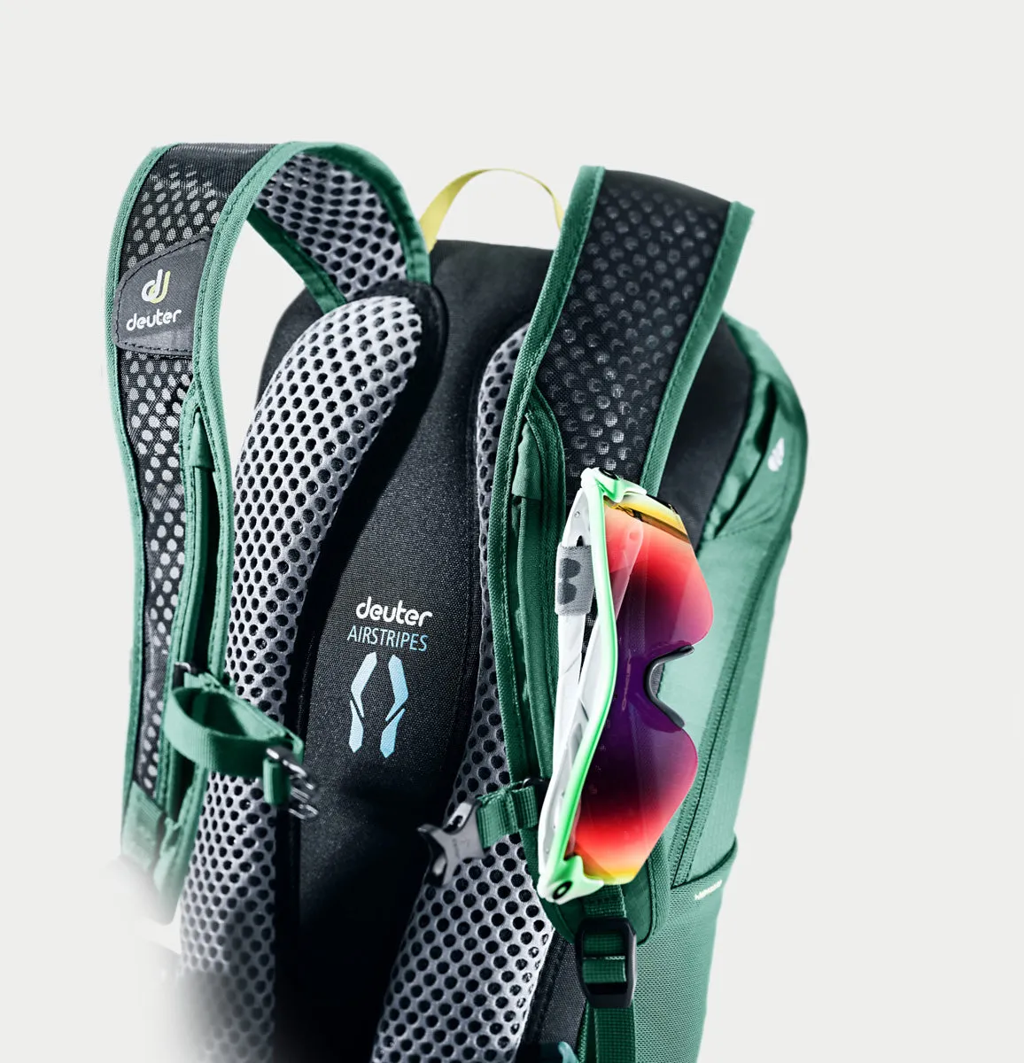 Deuter Race X