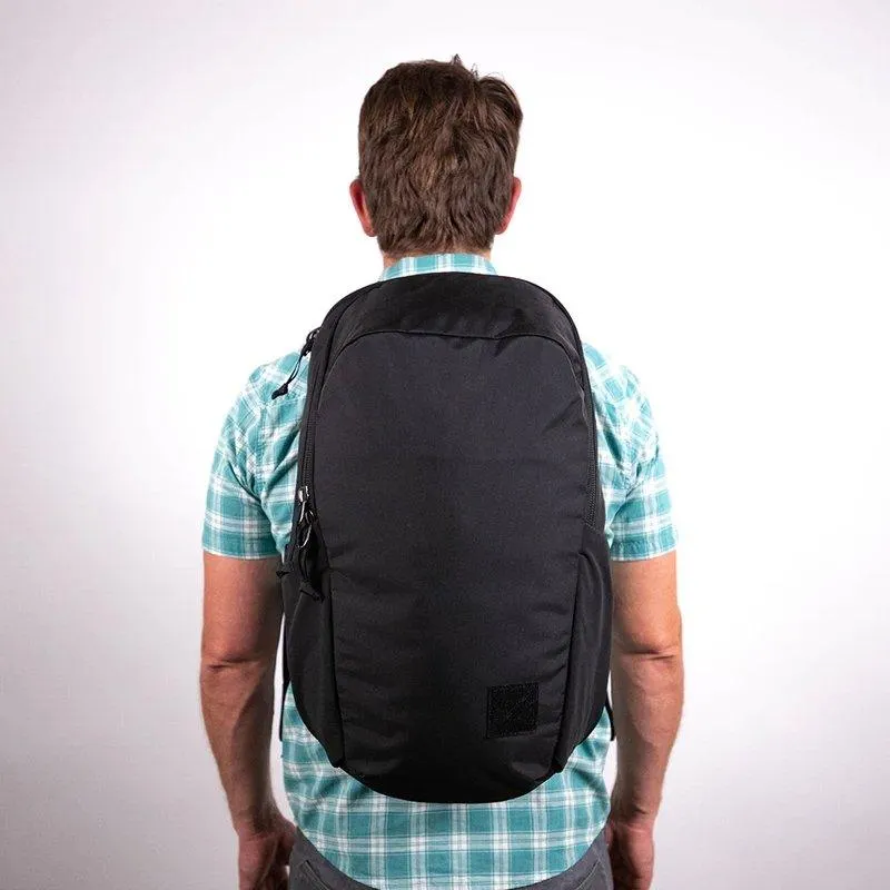 Evergoods Civic Half Zip 26L - Solution Black
