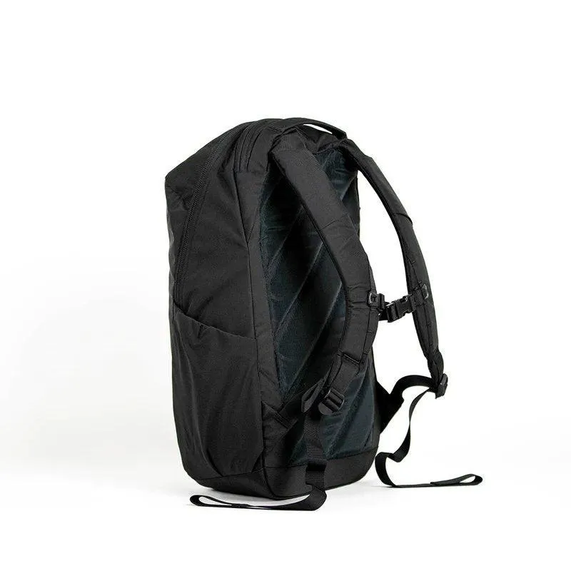 Evergoods Civic Half Zip 26L - Solution Black