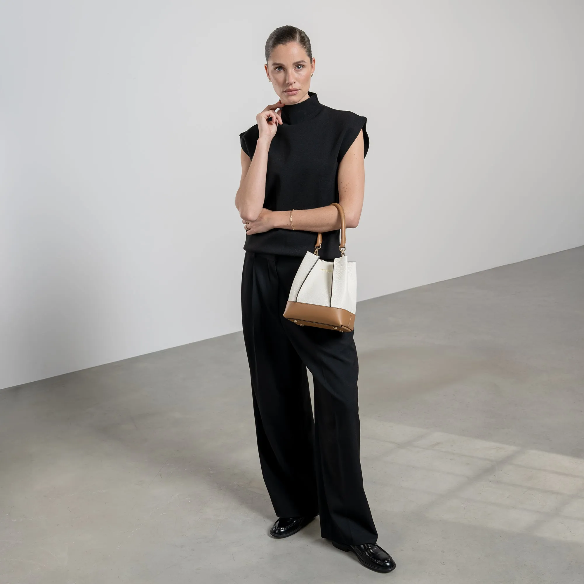 Femme Forte Minette cream calfskin leather handbag