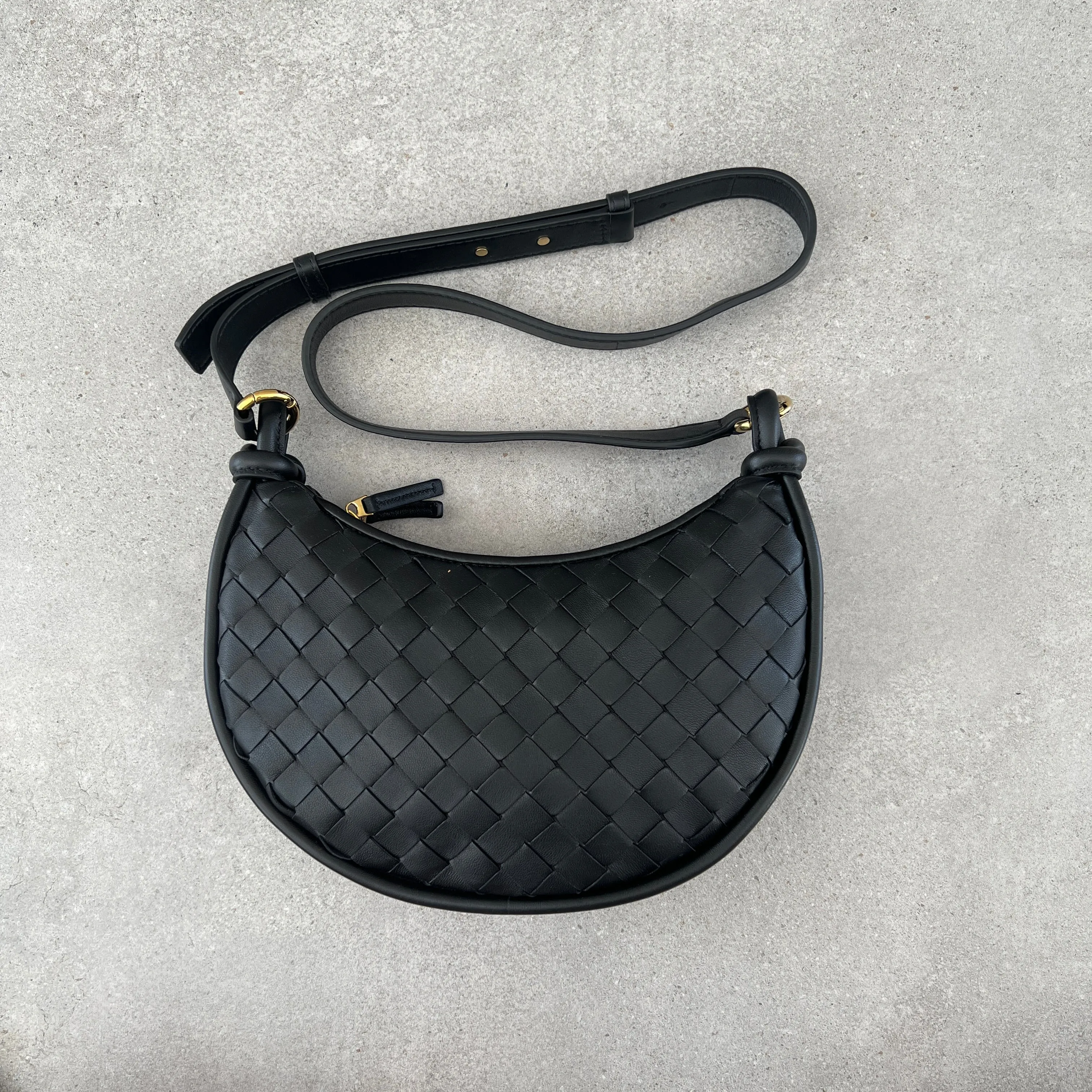 Gemelli Messenger, Black