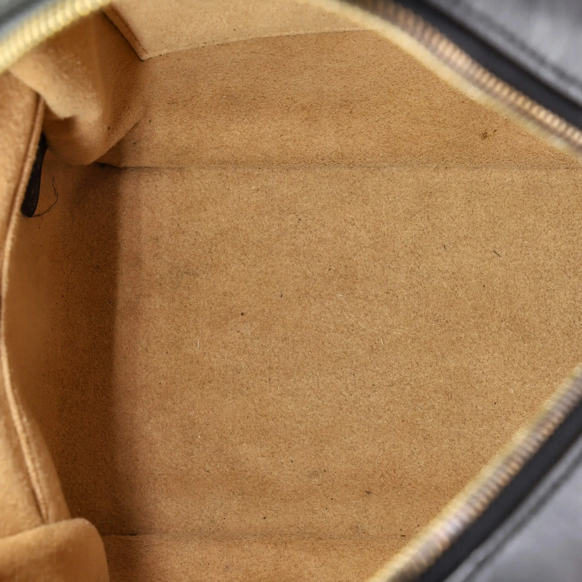 GG Marmont Backpack Matelasse Leather Small