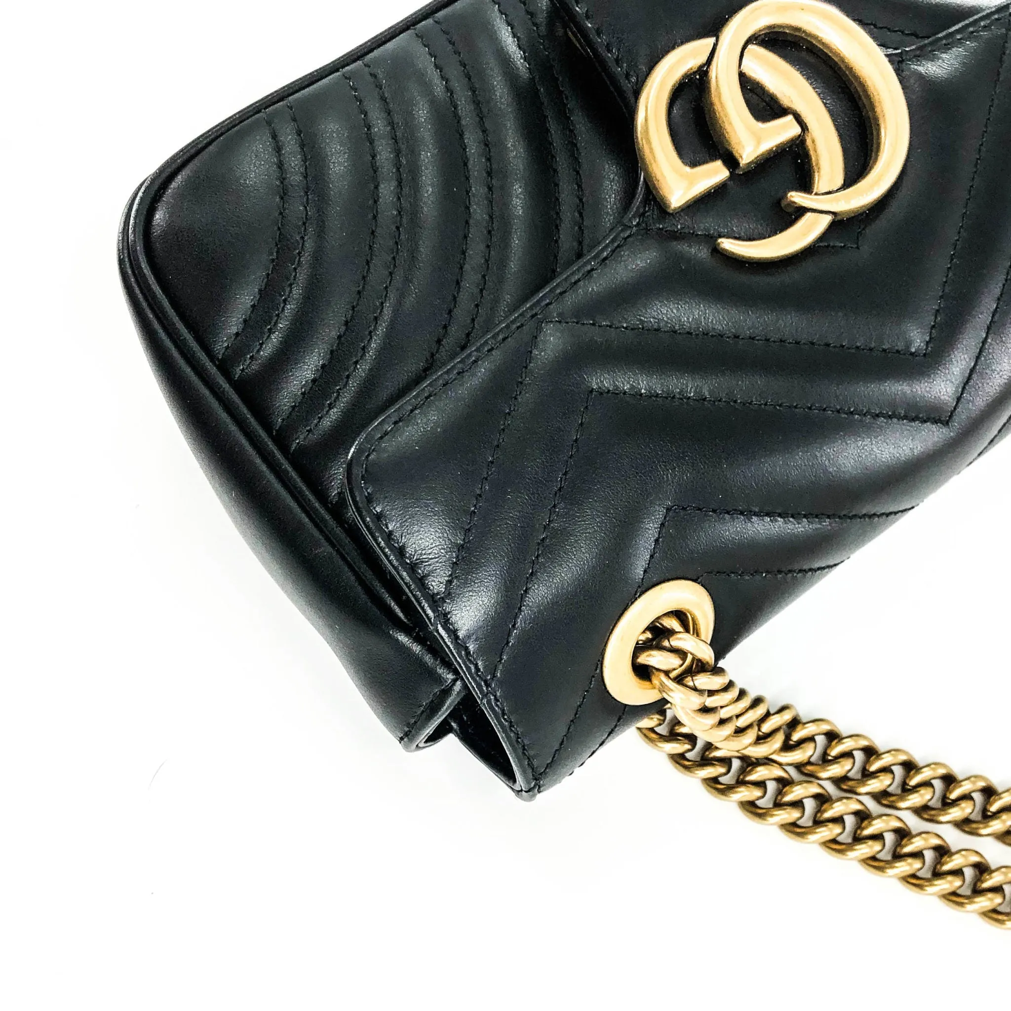 GG Marmont Black Mini Matelass Shoulder Bag