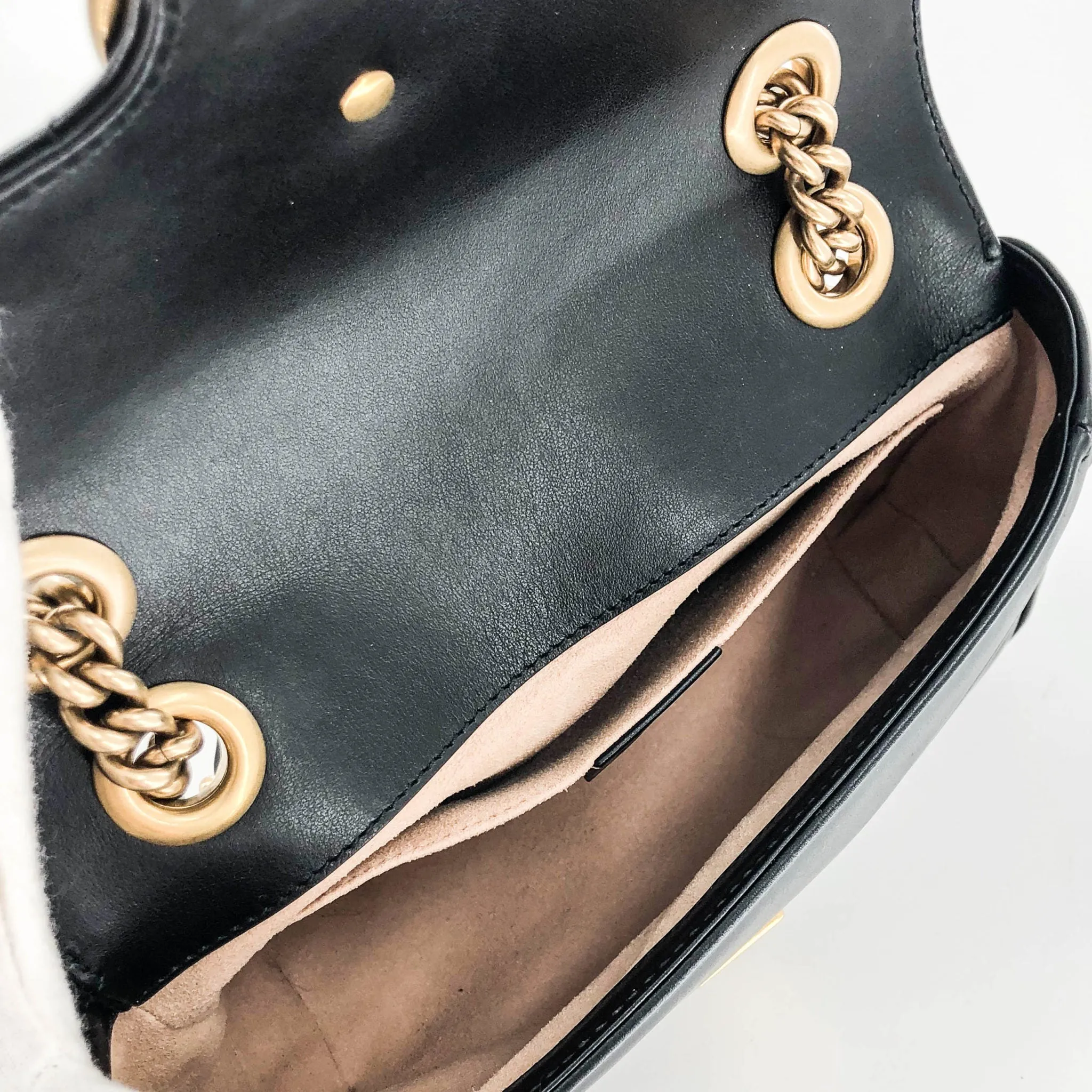 GG Marmont Black Mini Matelass Shoulder Bag