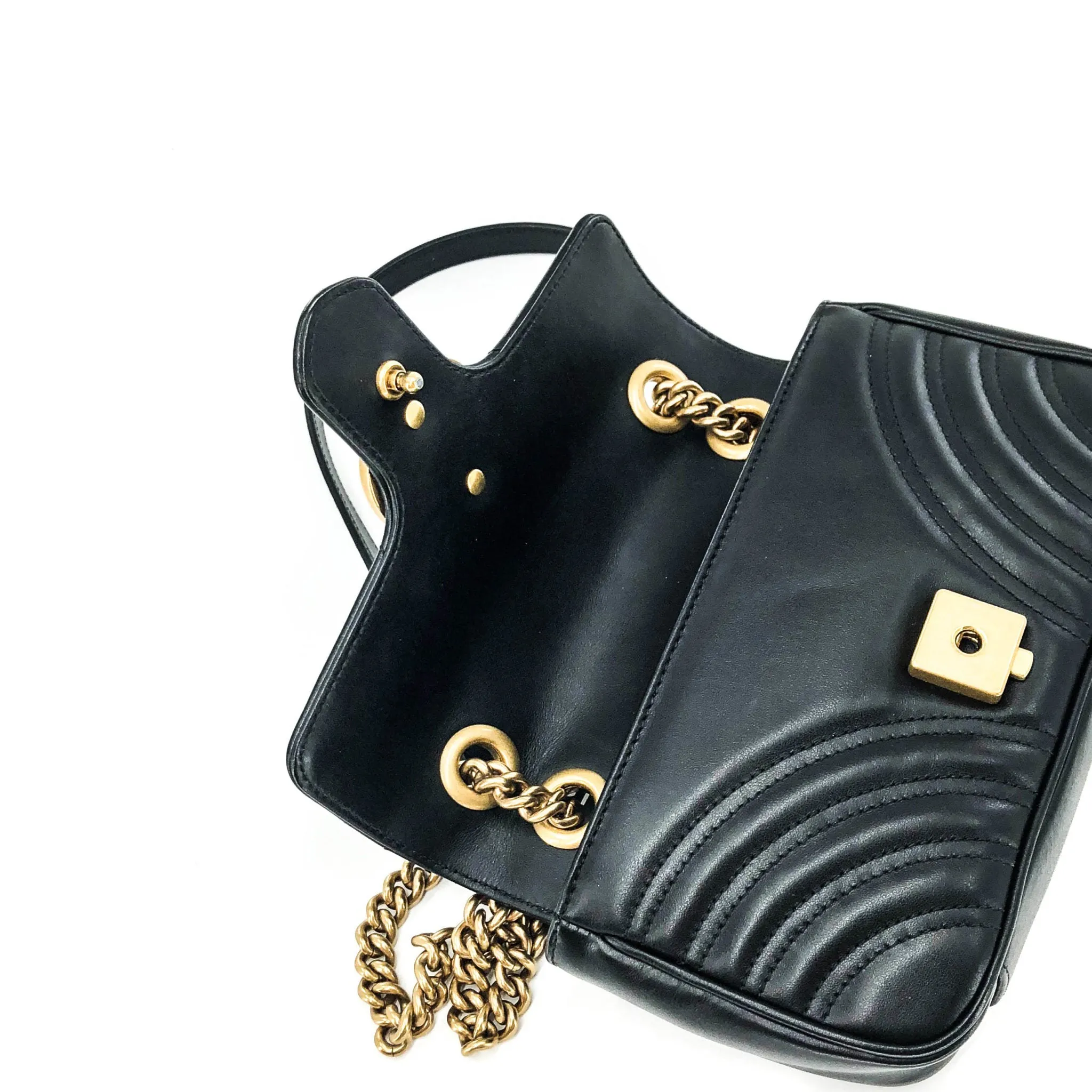 GG Marmont Black Mini Matelass Shoulder Bag