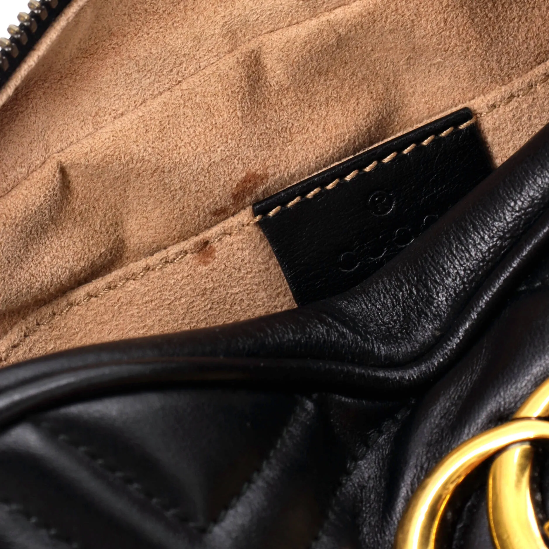 GG Marmont Shoulder Bag Matelasse Leather Small