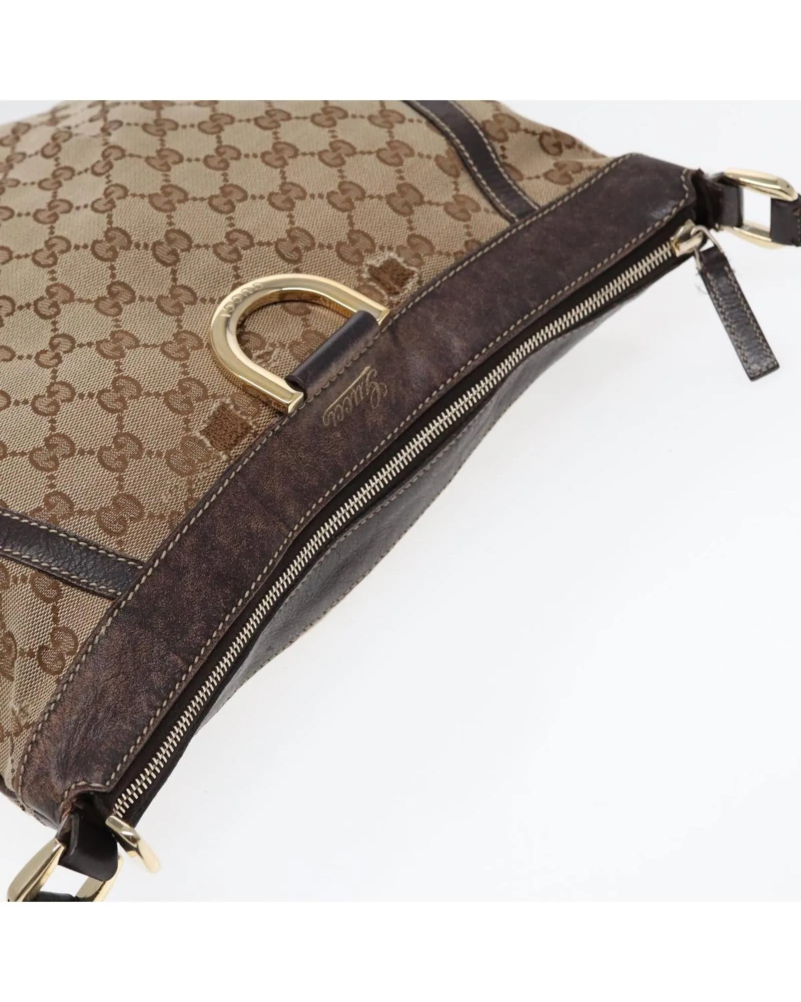 GG Supreme Monogram Shoulder Bag