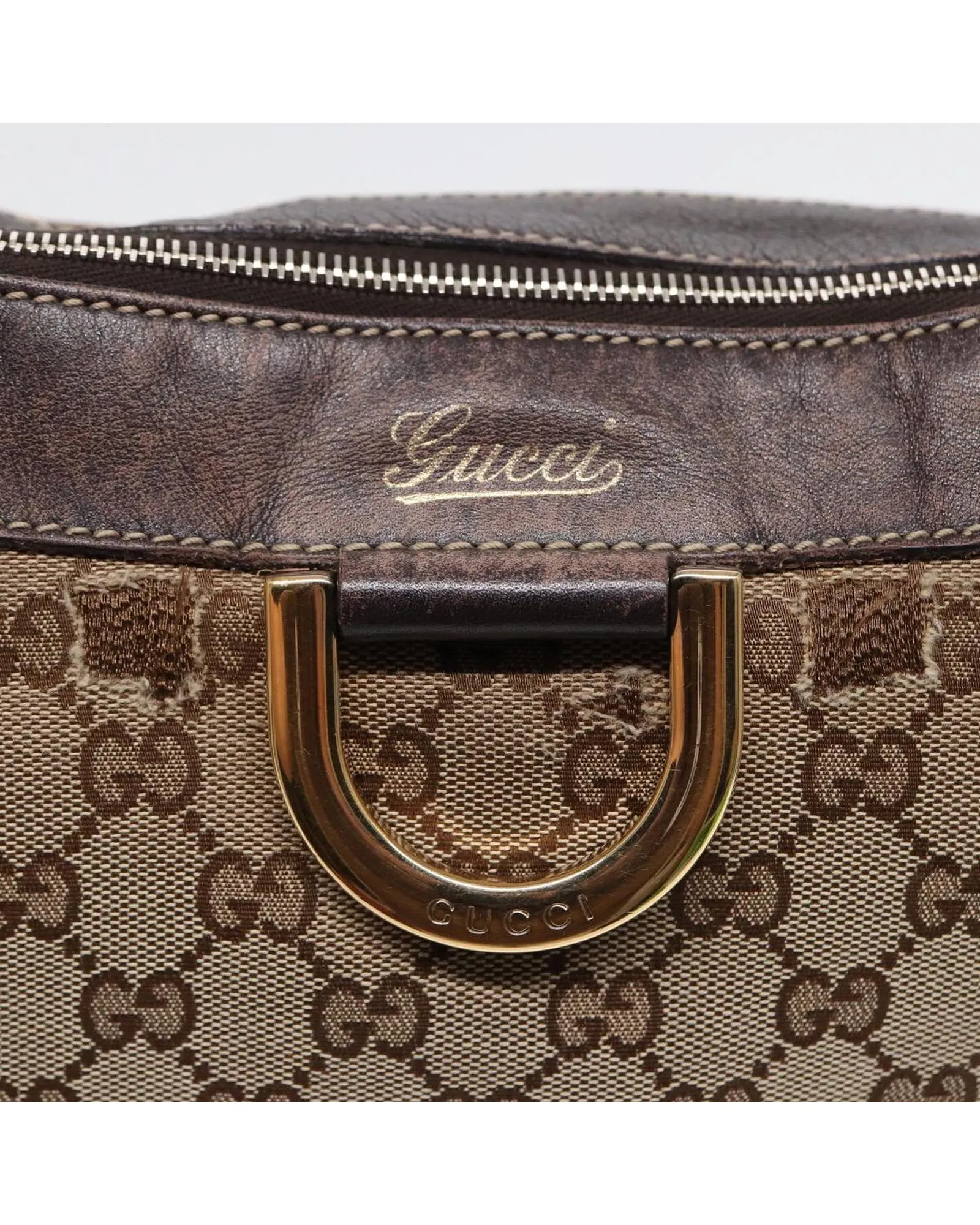 GG Supreme Monogram Shoulder Bag