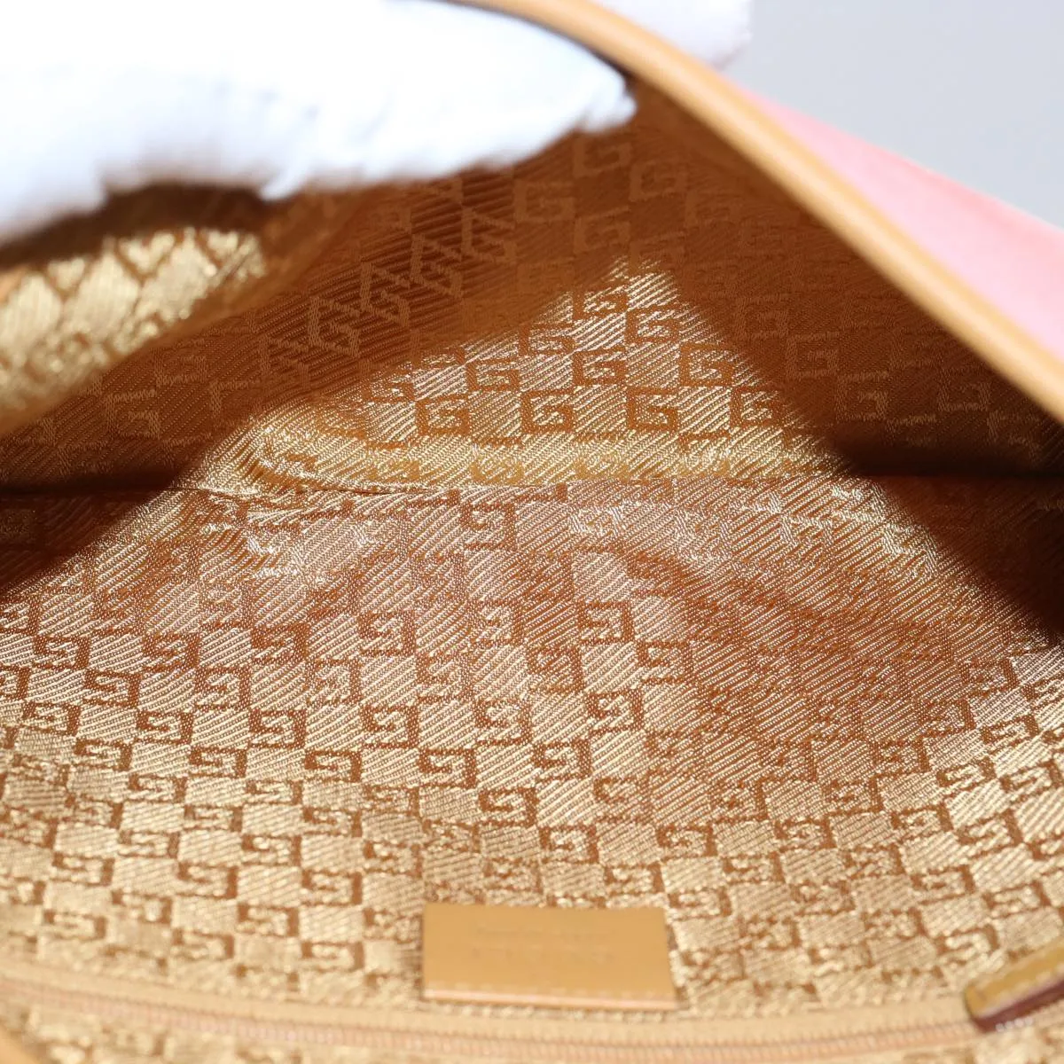 Gucci Bamboo  Suede Shoulder Bag ()