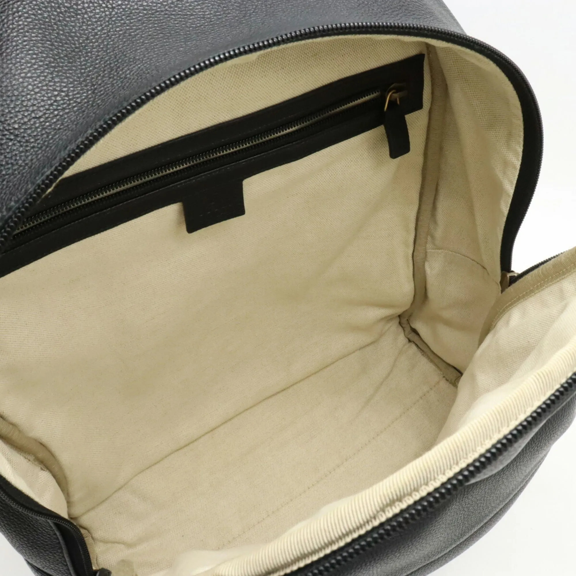 Gucci Black Leather Backpack ()