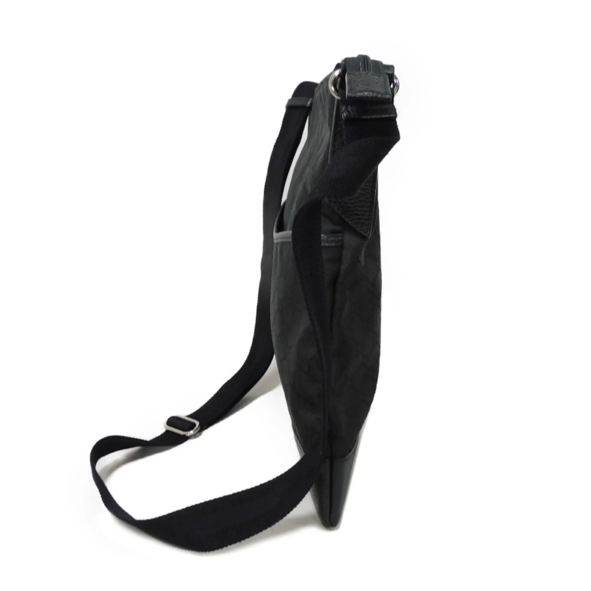 Gucci Black Nylon Canvas Leather Messenger Bag Shoulder Bag ()