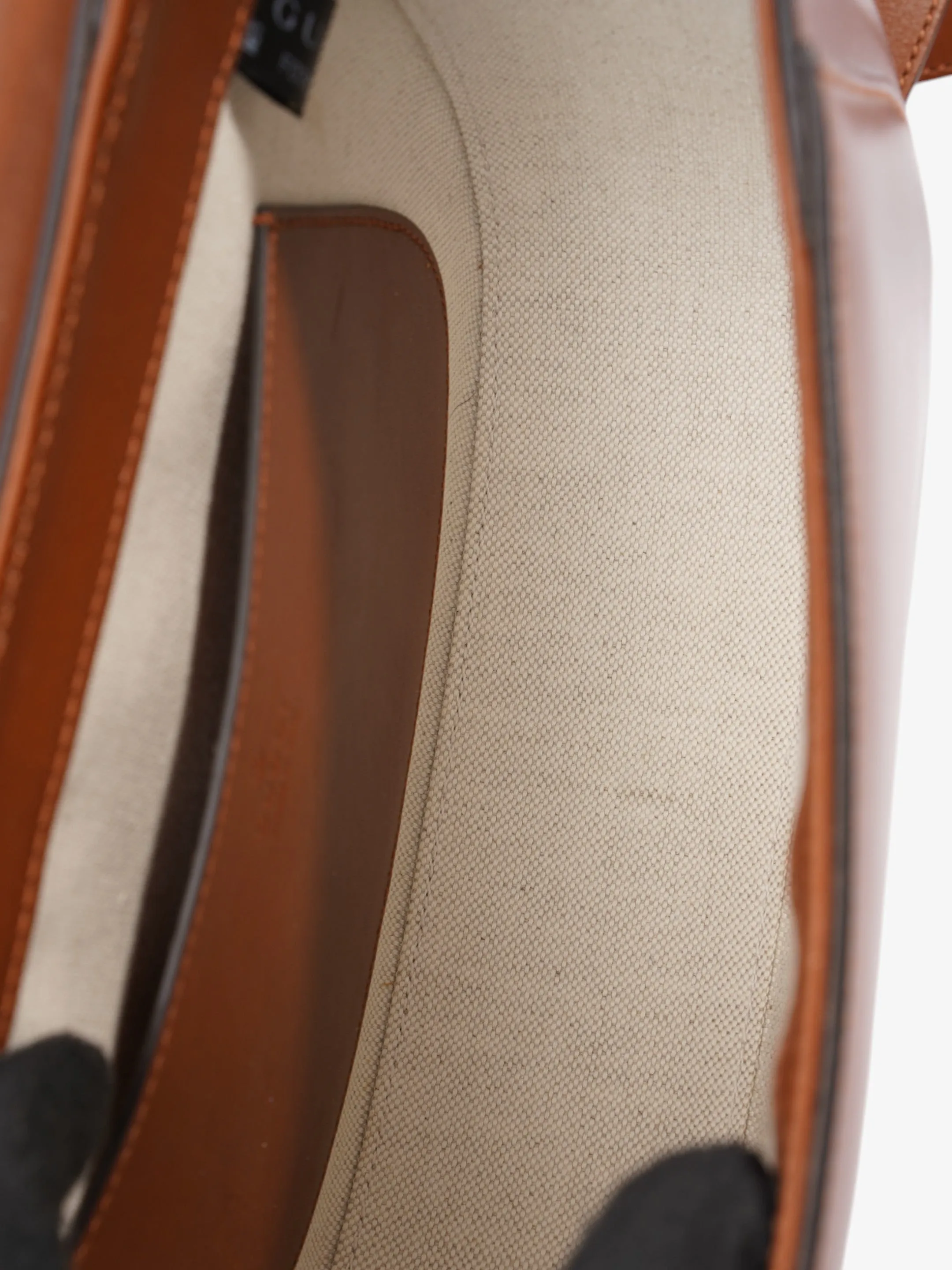 Gucci Buckle Shoulder Bag Brown Leather