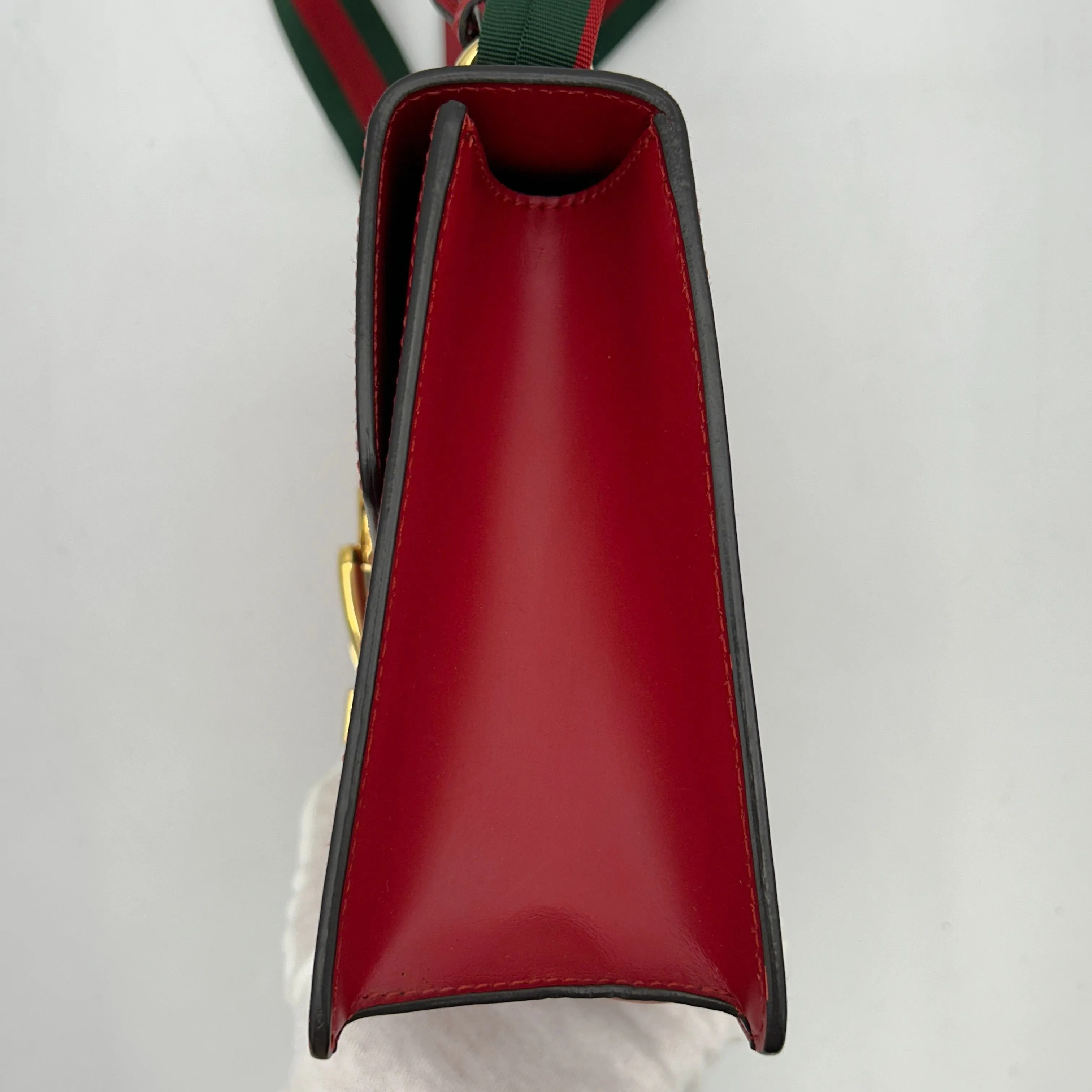 GUCCI Calfskin Small Sylvie Shoulder Bag gu9956tu