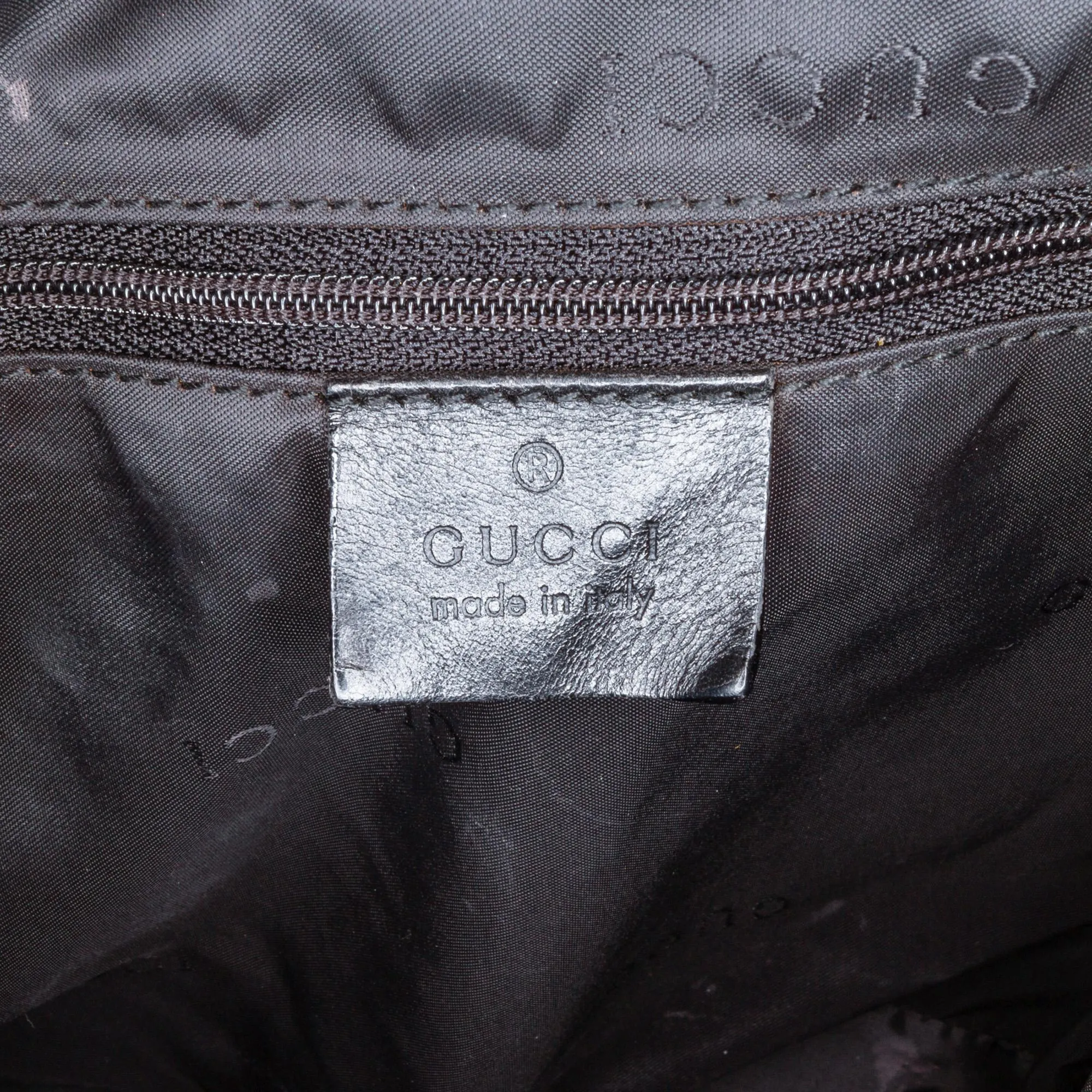 Gucci Canvas Shoulder Bag (SHG-OqOltA)