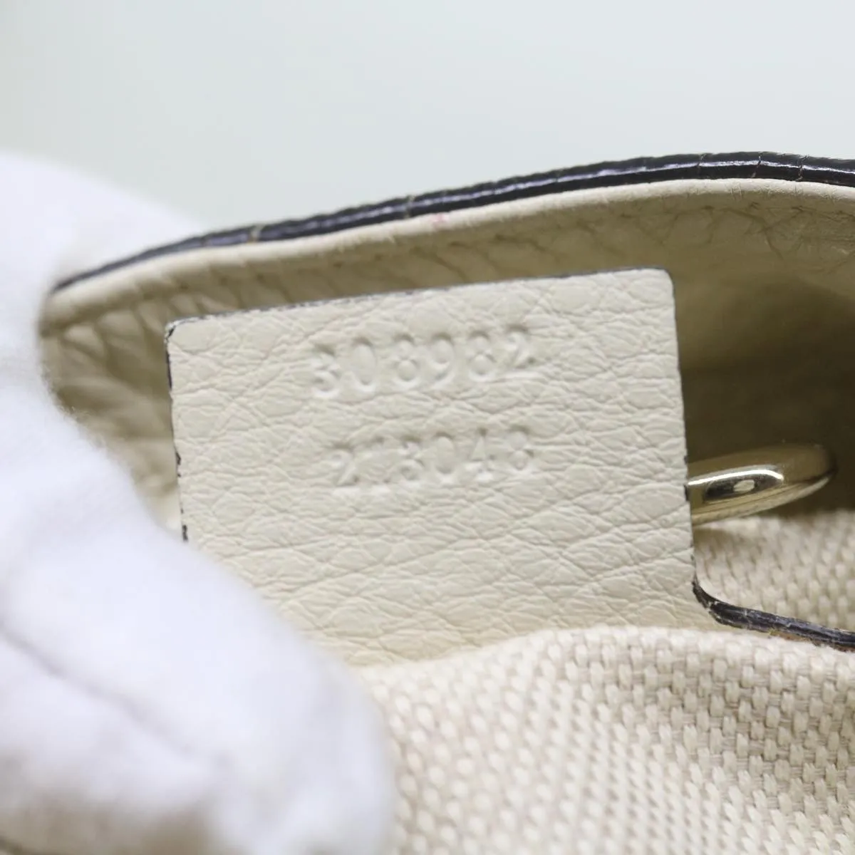 GUCCI Chain Soho Shoulder Bag Leather White 308982  9223