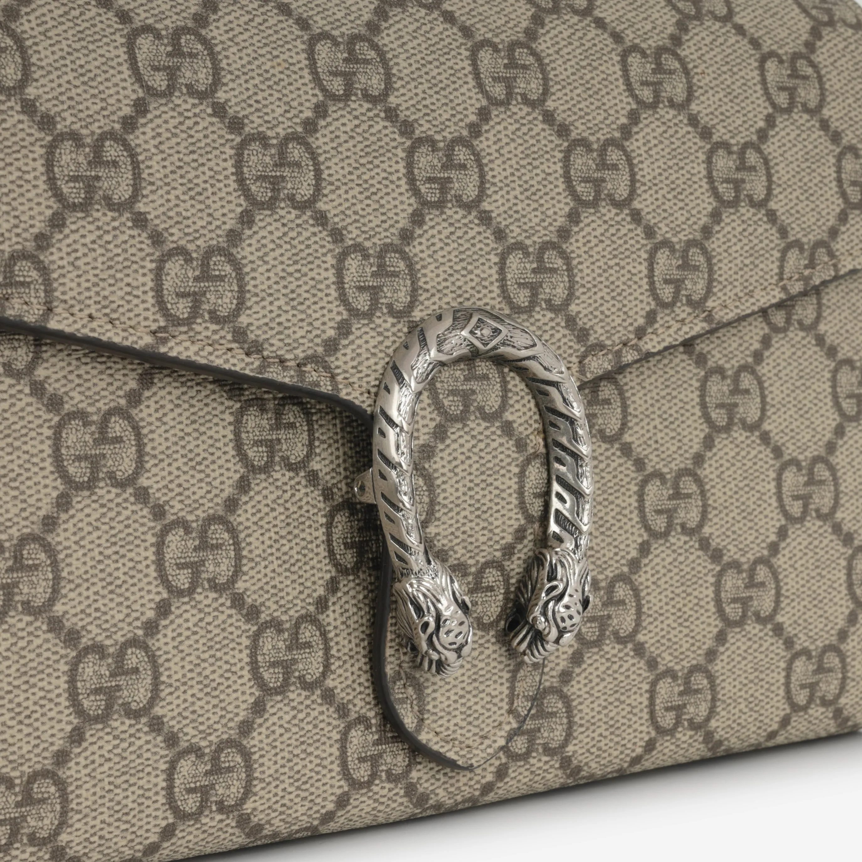 Gucci Dionysus Wallet on Chain