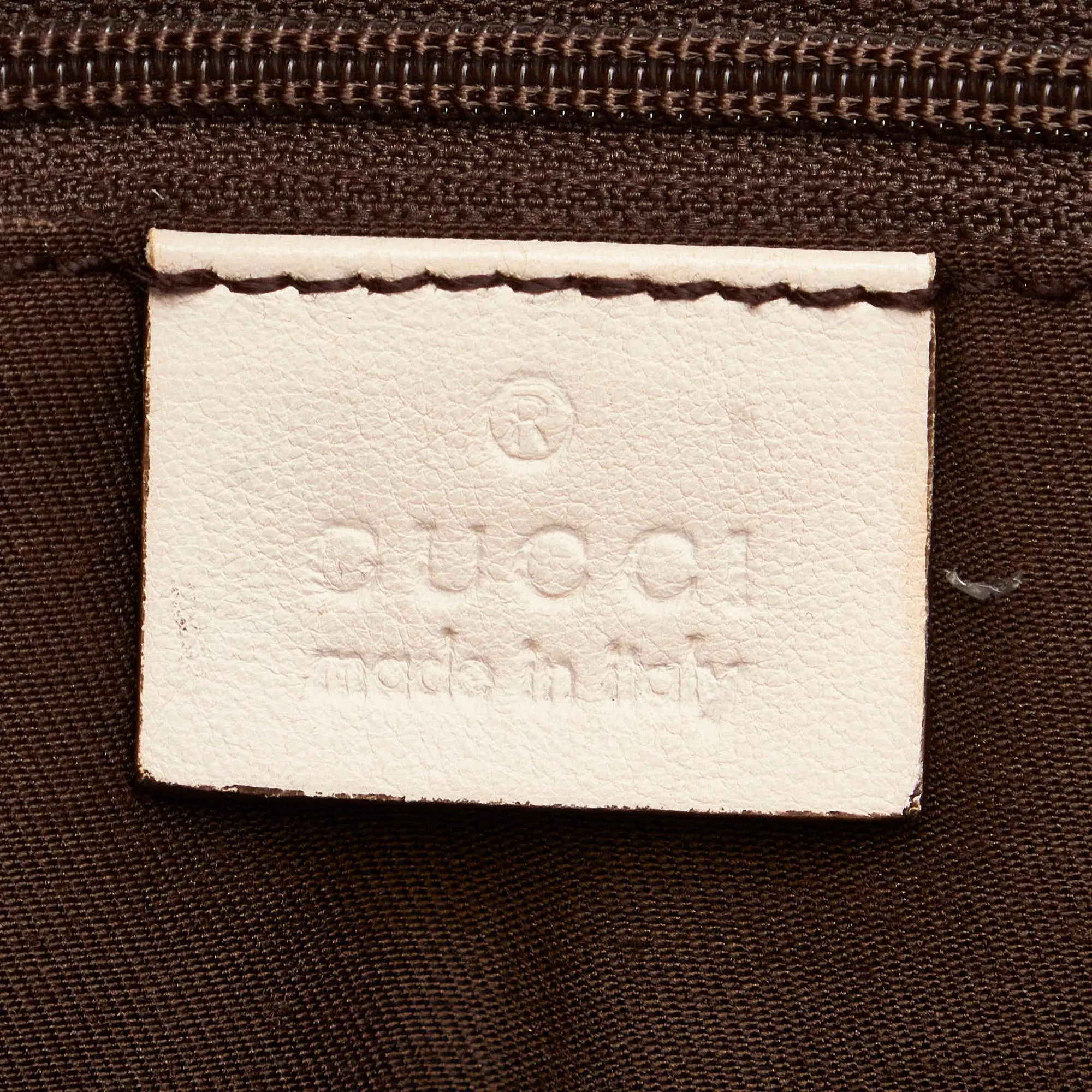Gucci GG Abbey D-Ring Canvas Shoulder Bag (SHG-32453)