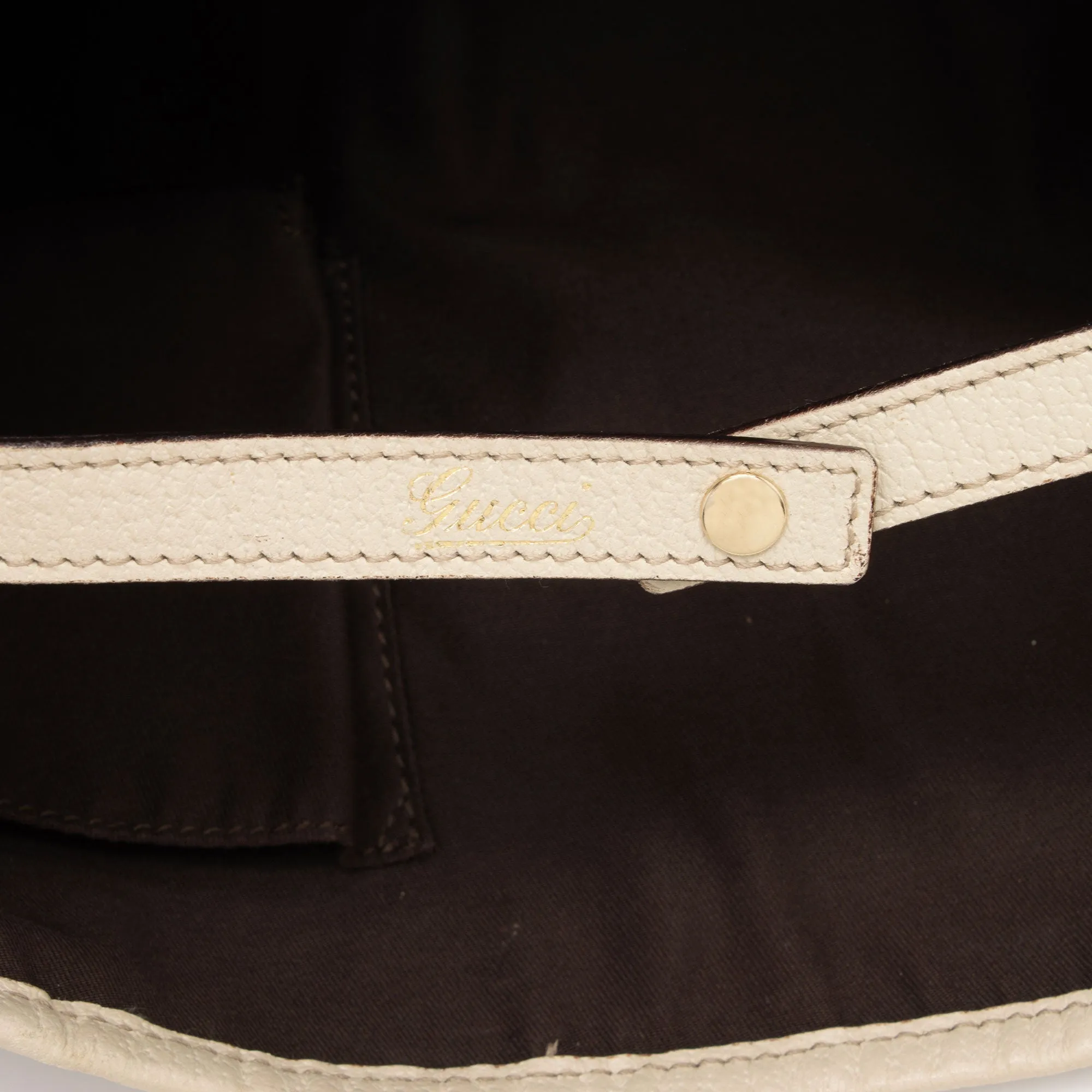 Gucci GG Canvas Abbey Medium Shoulder Bag (SHF-KbPV8L)