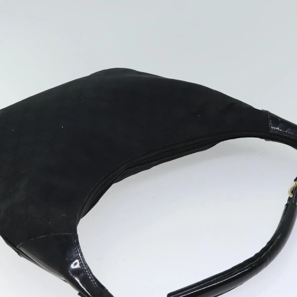 Gucci Gg Canvas  Canvas Shoulder Bag ()