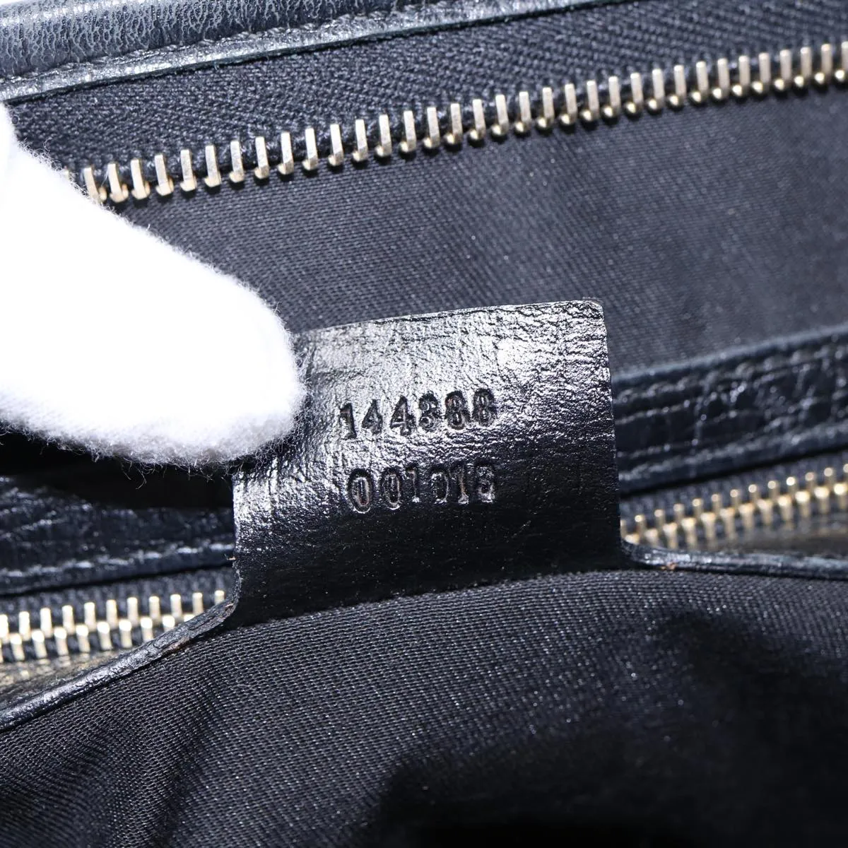 Gucci Gg Canvas  Canvas Shoulder Bag ()